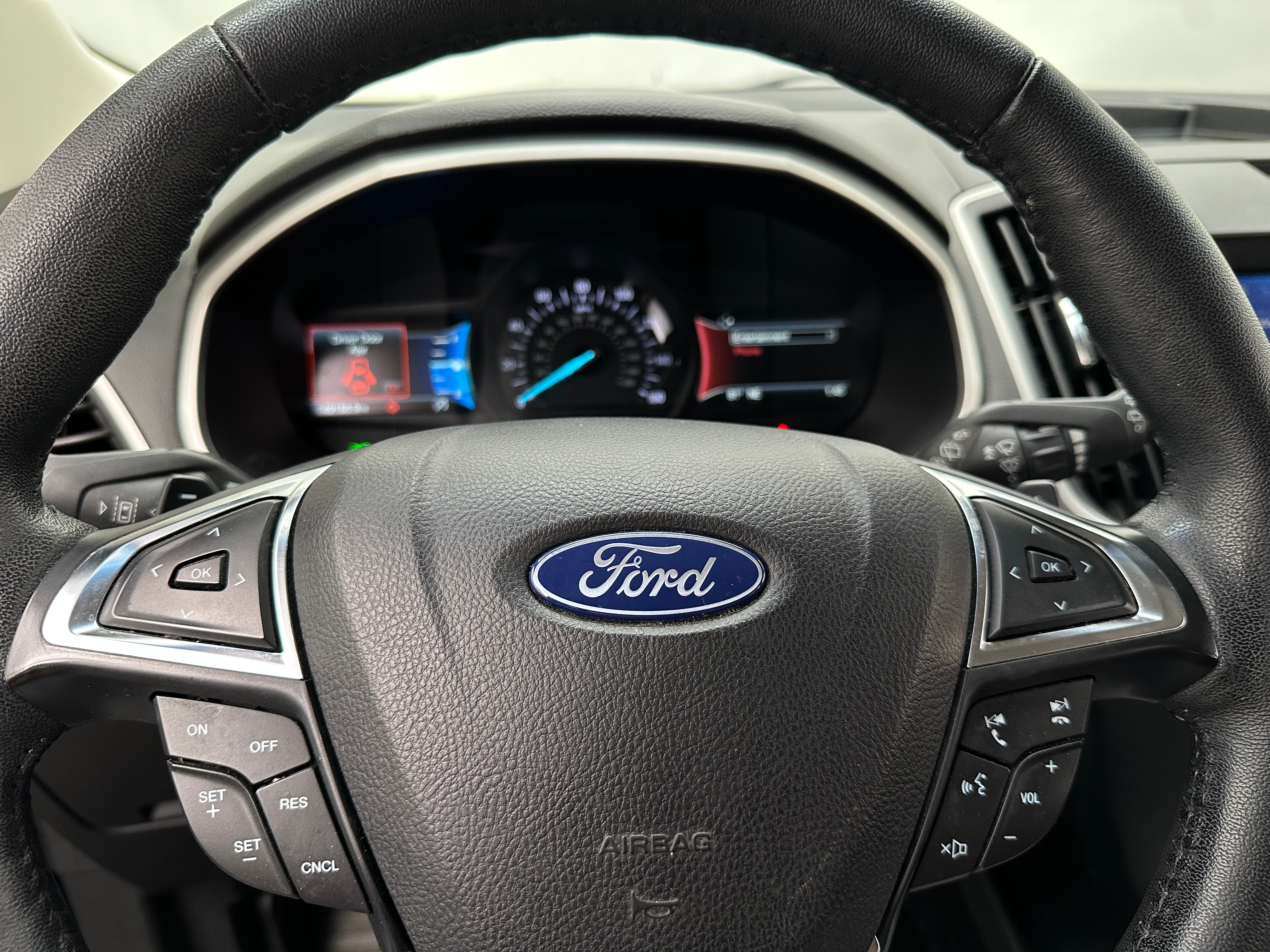 2020 Ford Edge SEL 4
