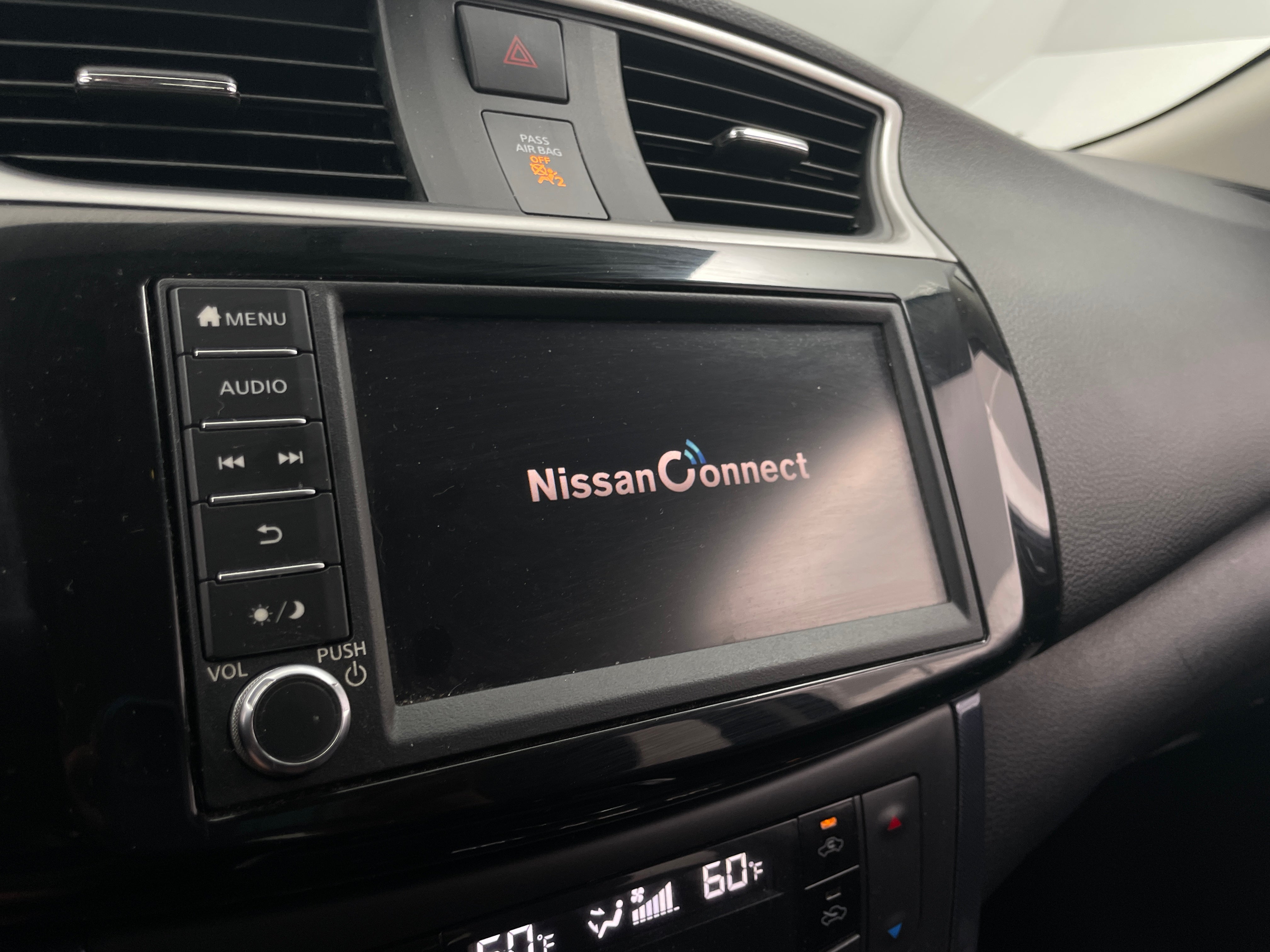 2019 Nissan Sentra SR 4