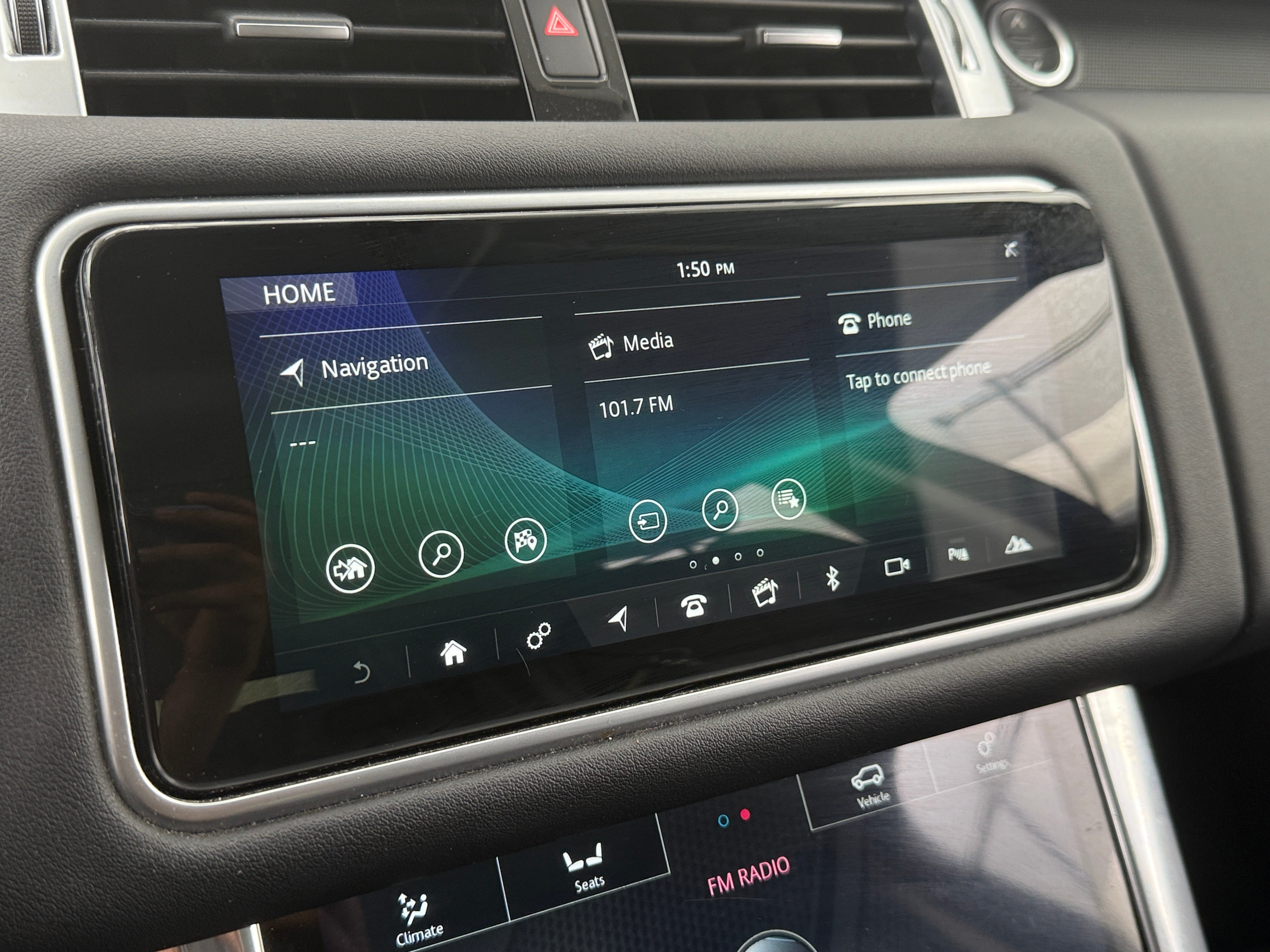 2020 Land Rover Range Rover Sport HSE 3