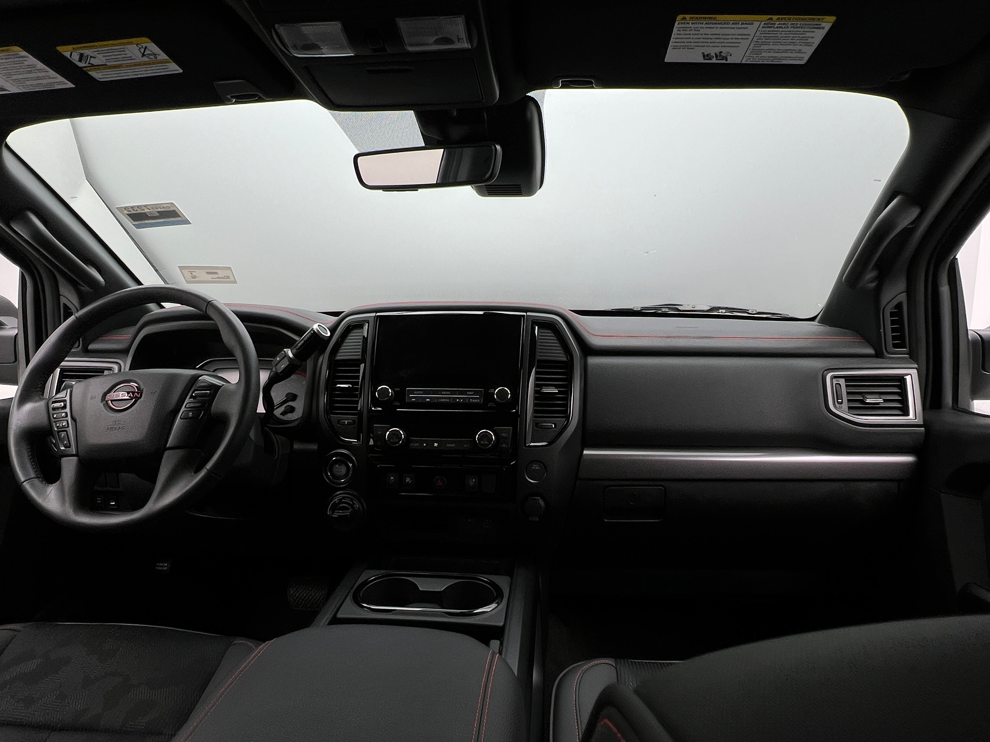 2023 Nissan Titan PRO-4X 3
