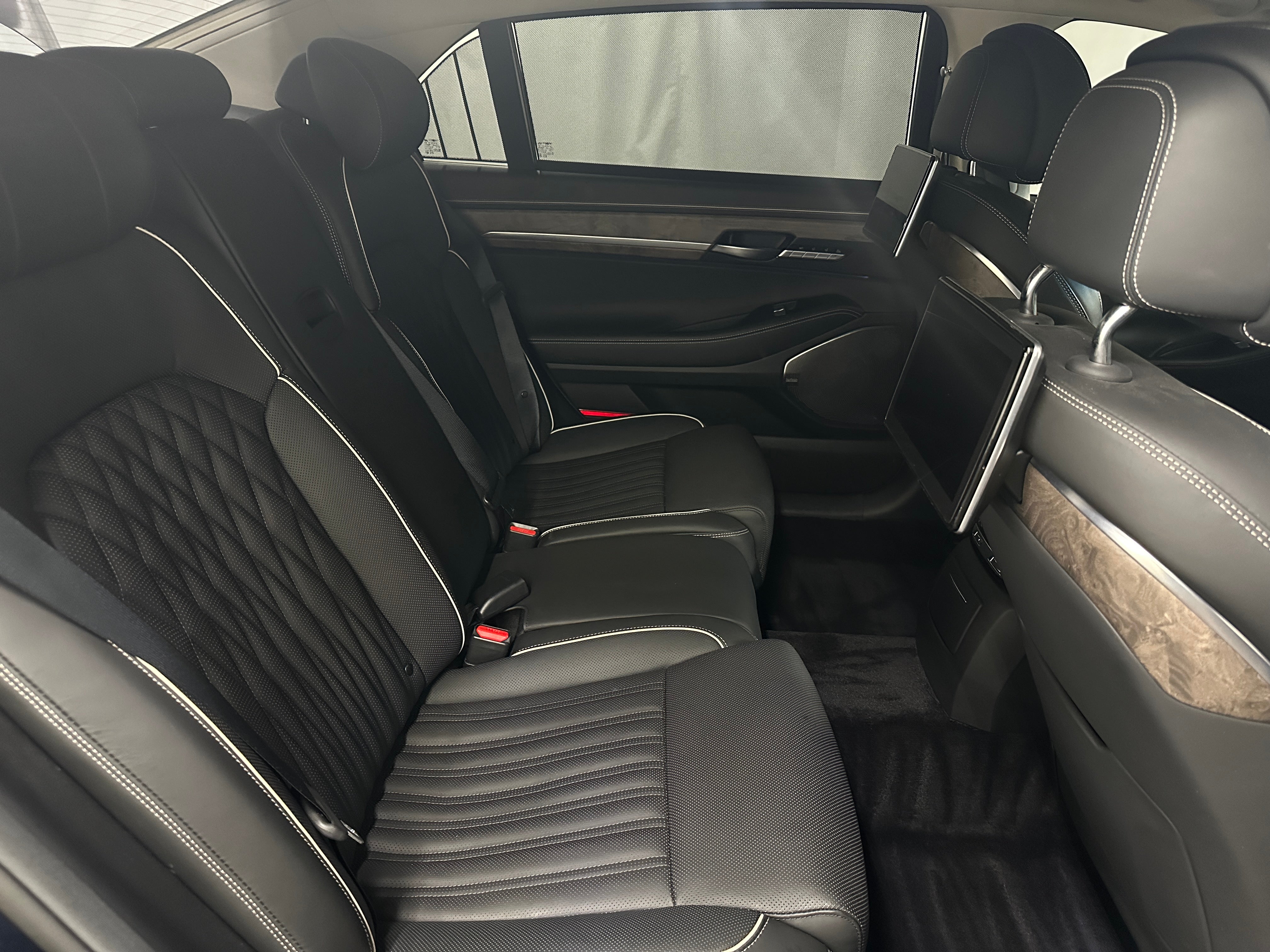 2020 Genesis G90 Ultimate 5