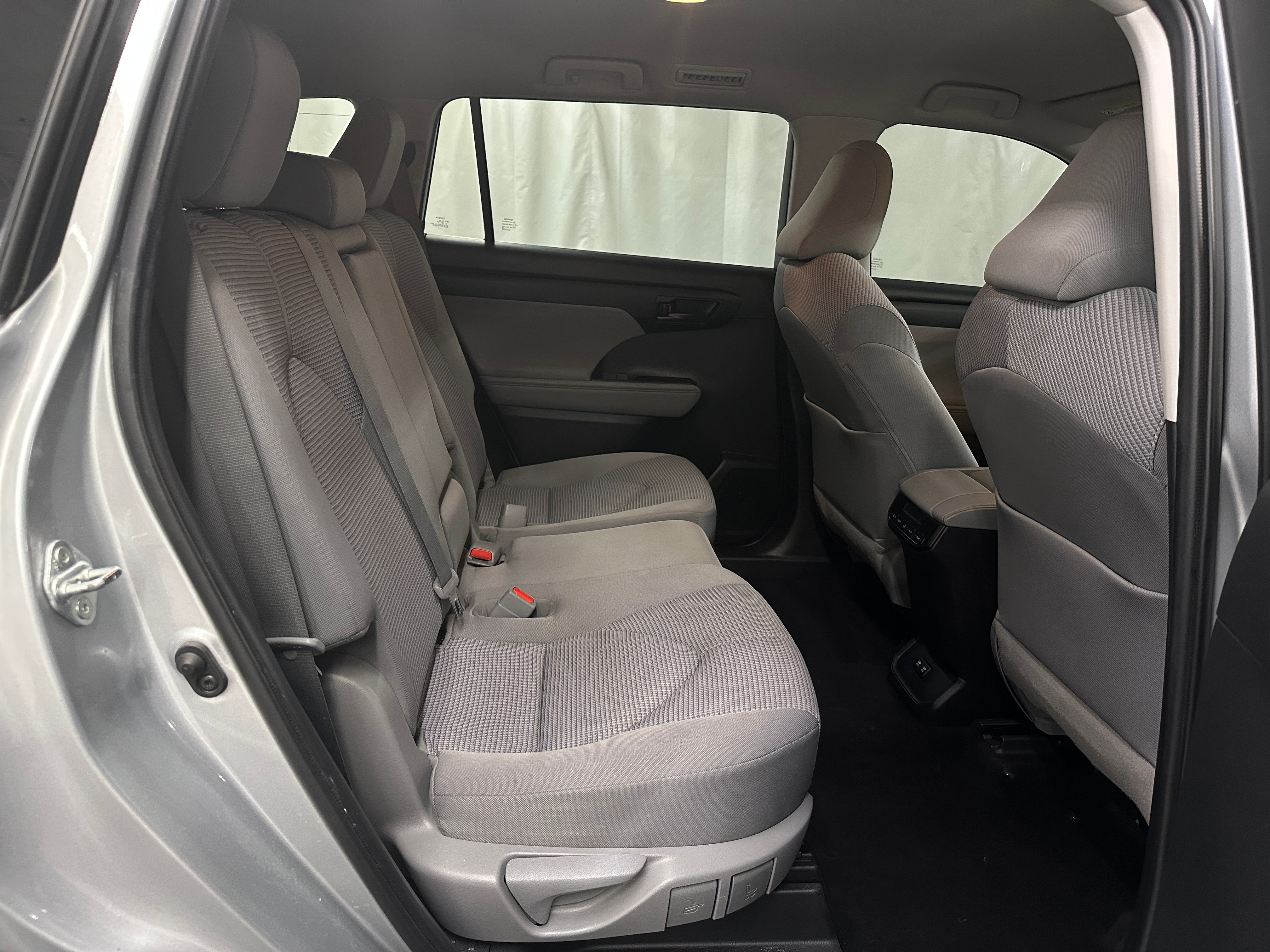 2021 Toyota Highlander L 6