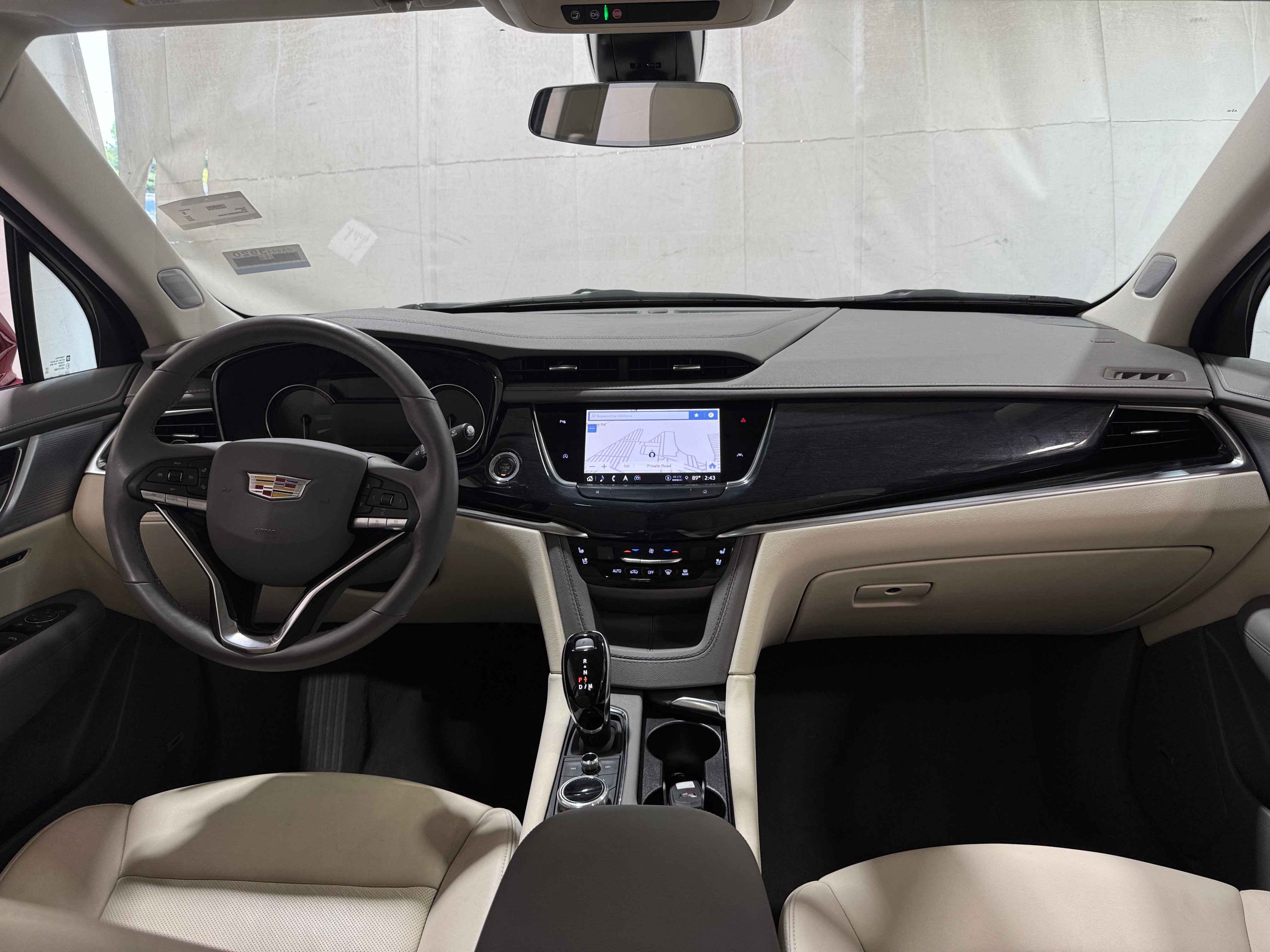 2024 Cadillac XT6 Premium Luxury 2