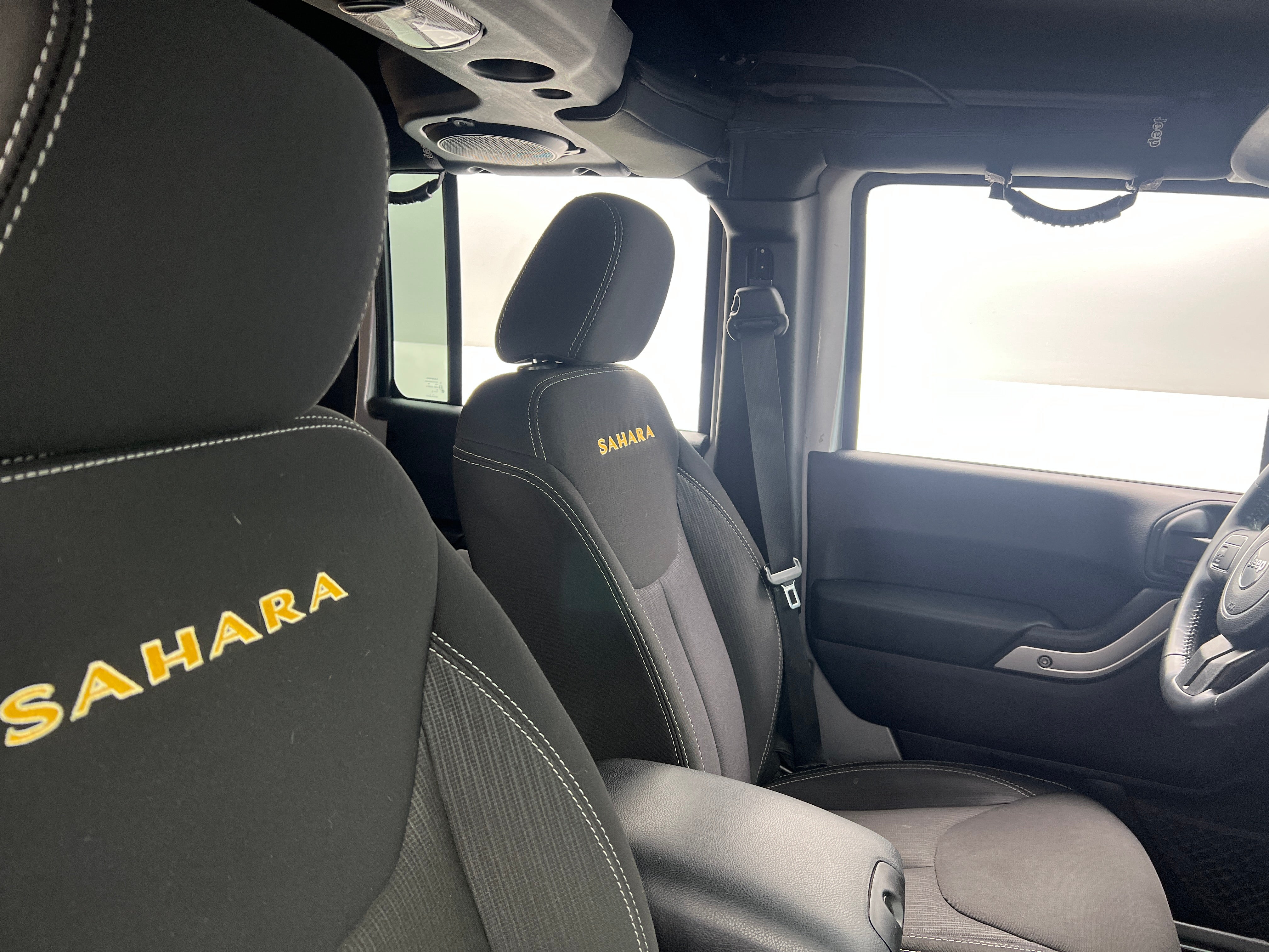 2014 Jeep Wrangler Unlimited Sahara 2