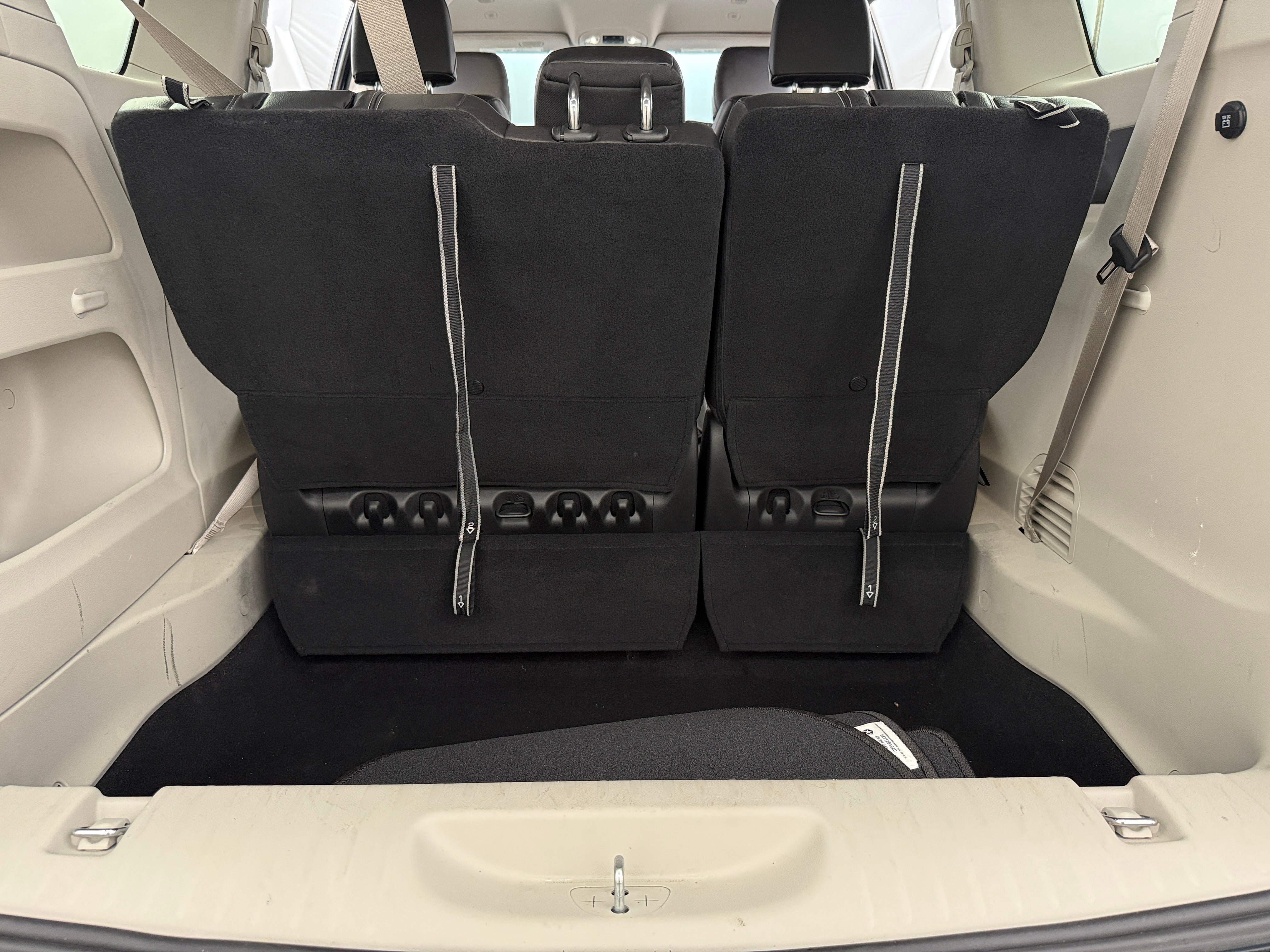2022 Chrysler Pacifica Touring L 6