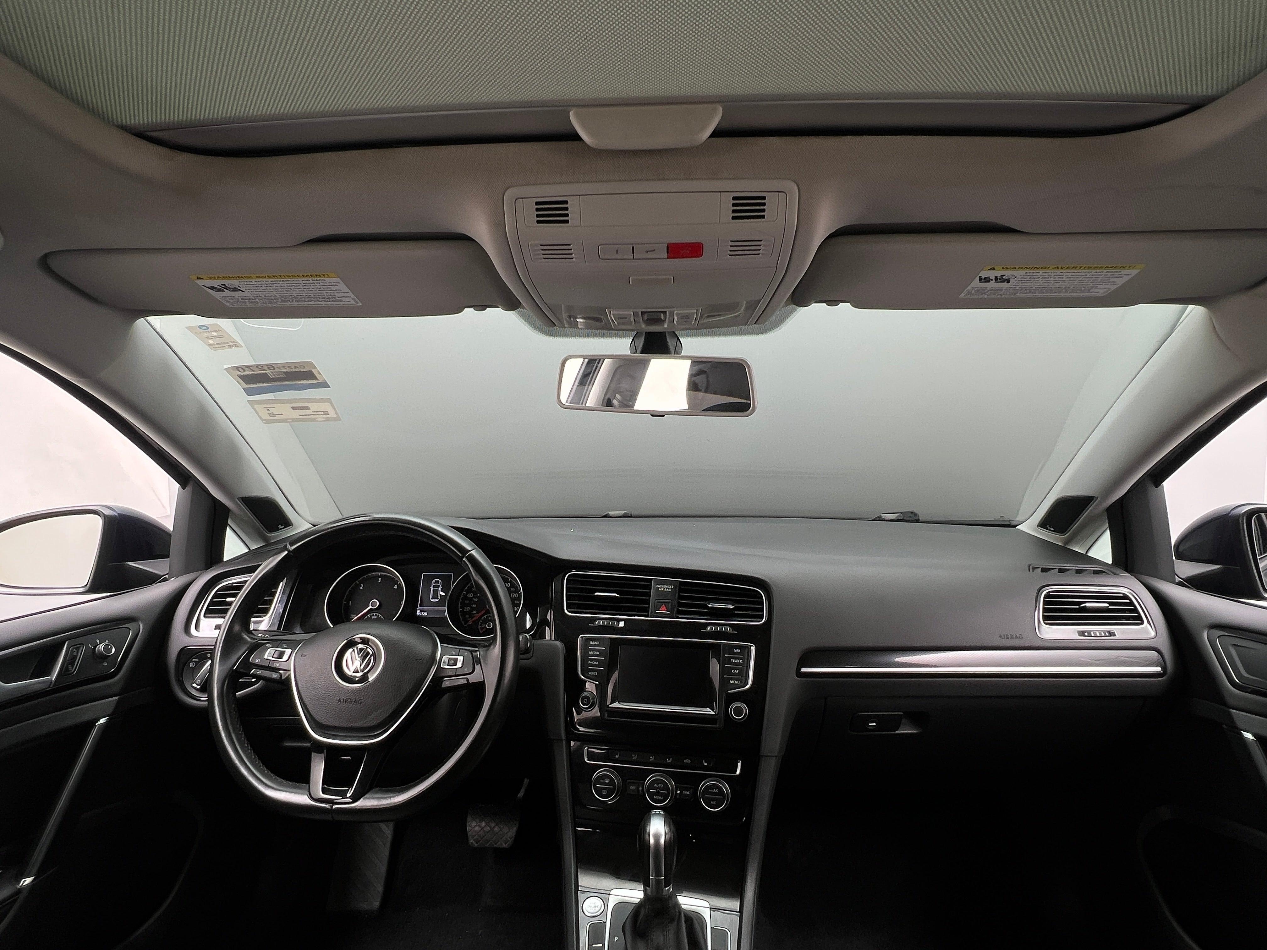 2015 Volkswagen Golf TDI SEL 2