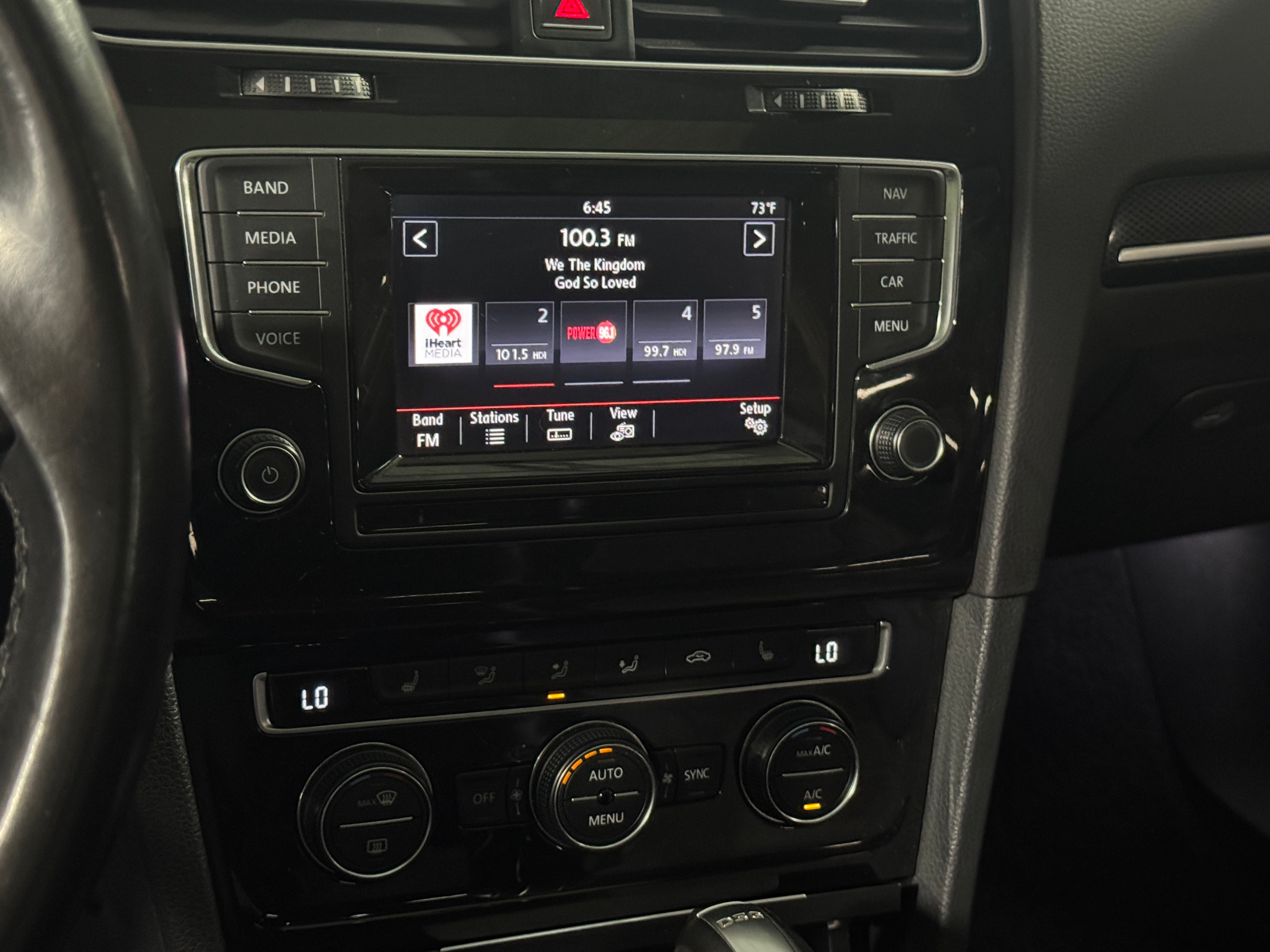 2015 Volkswagen Golf TDI SEL 3