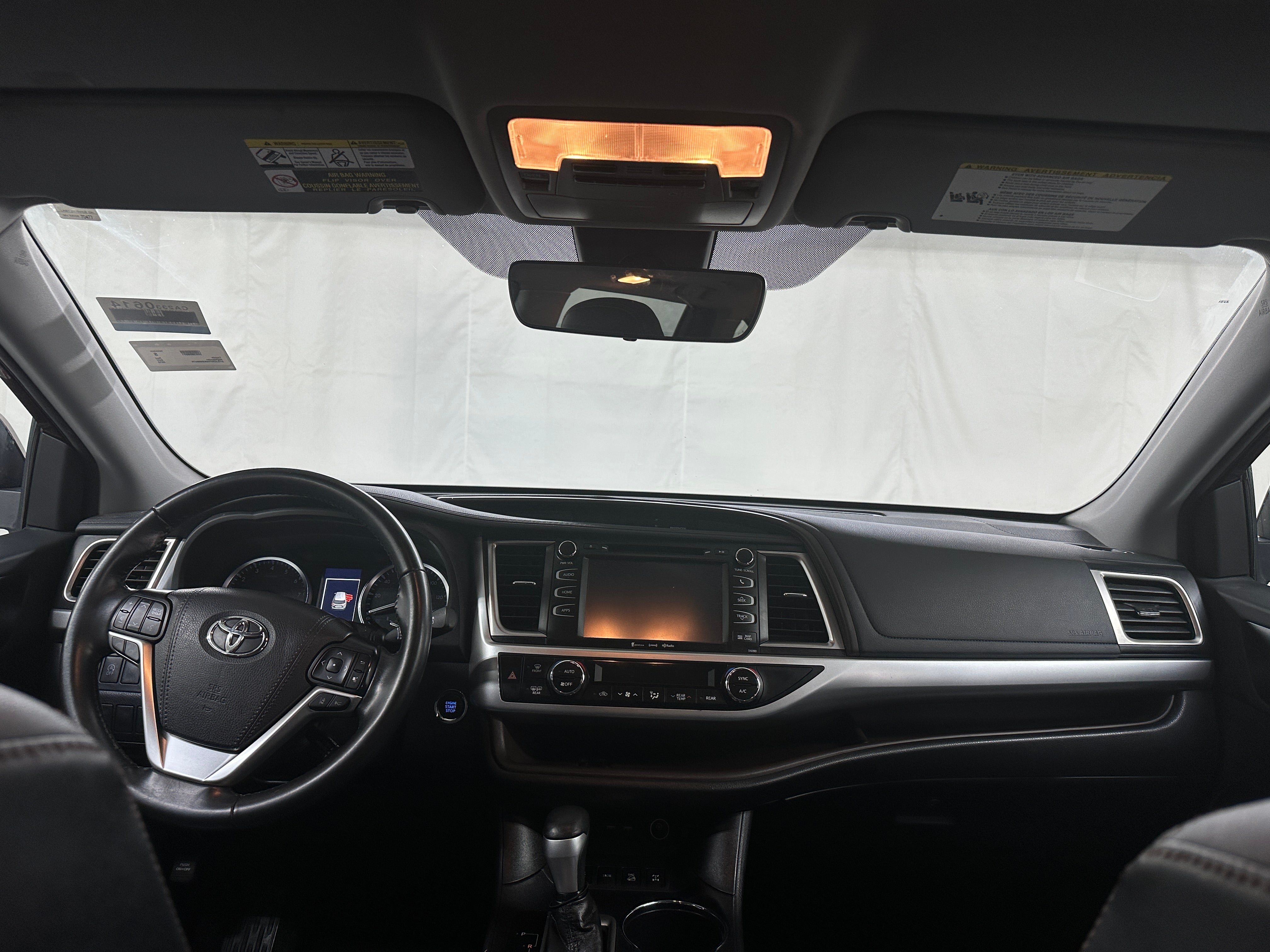 2019 Toyota Highlander XLE 2