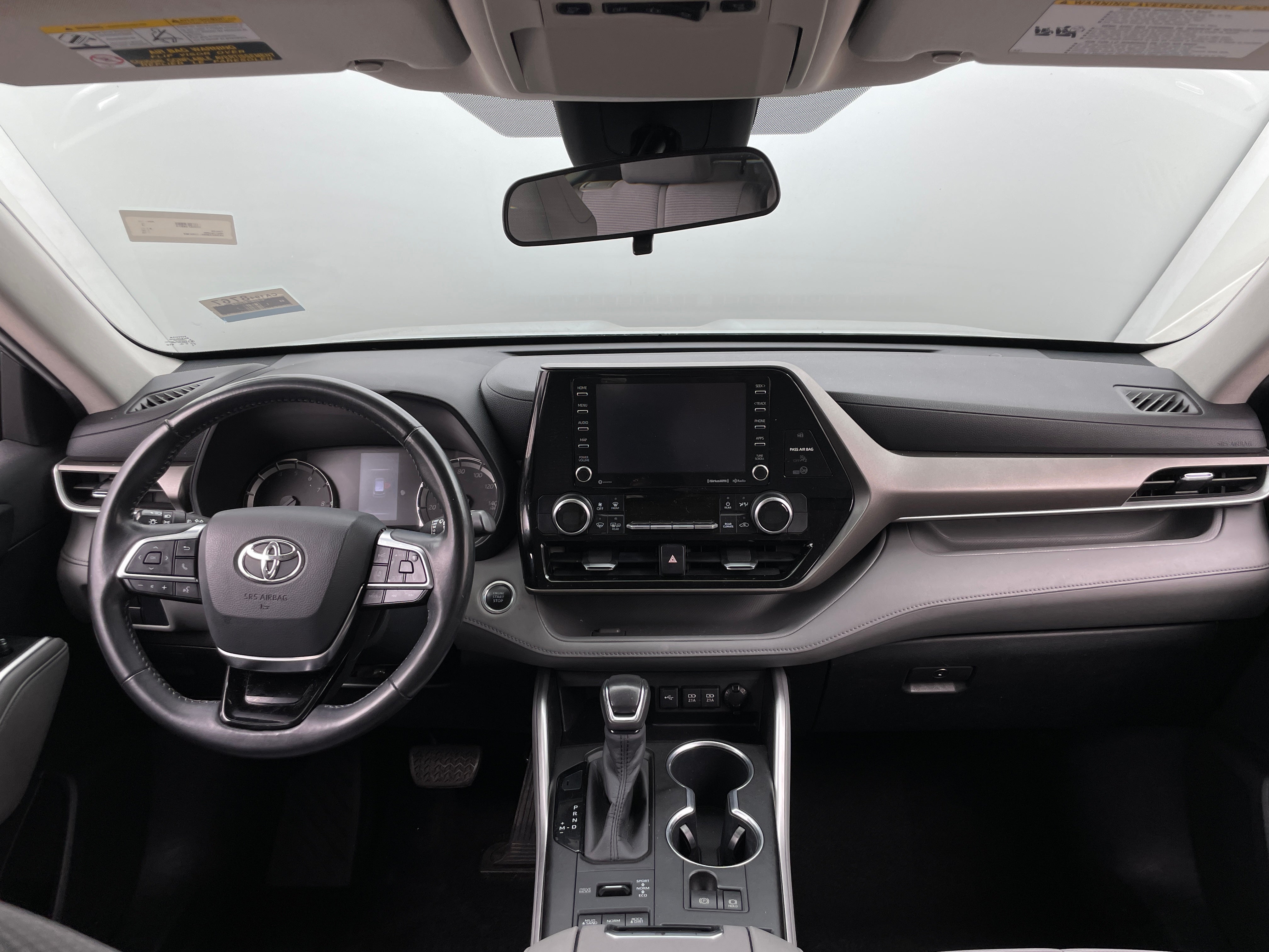 2020 Toyota Highlander LE 3
