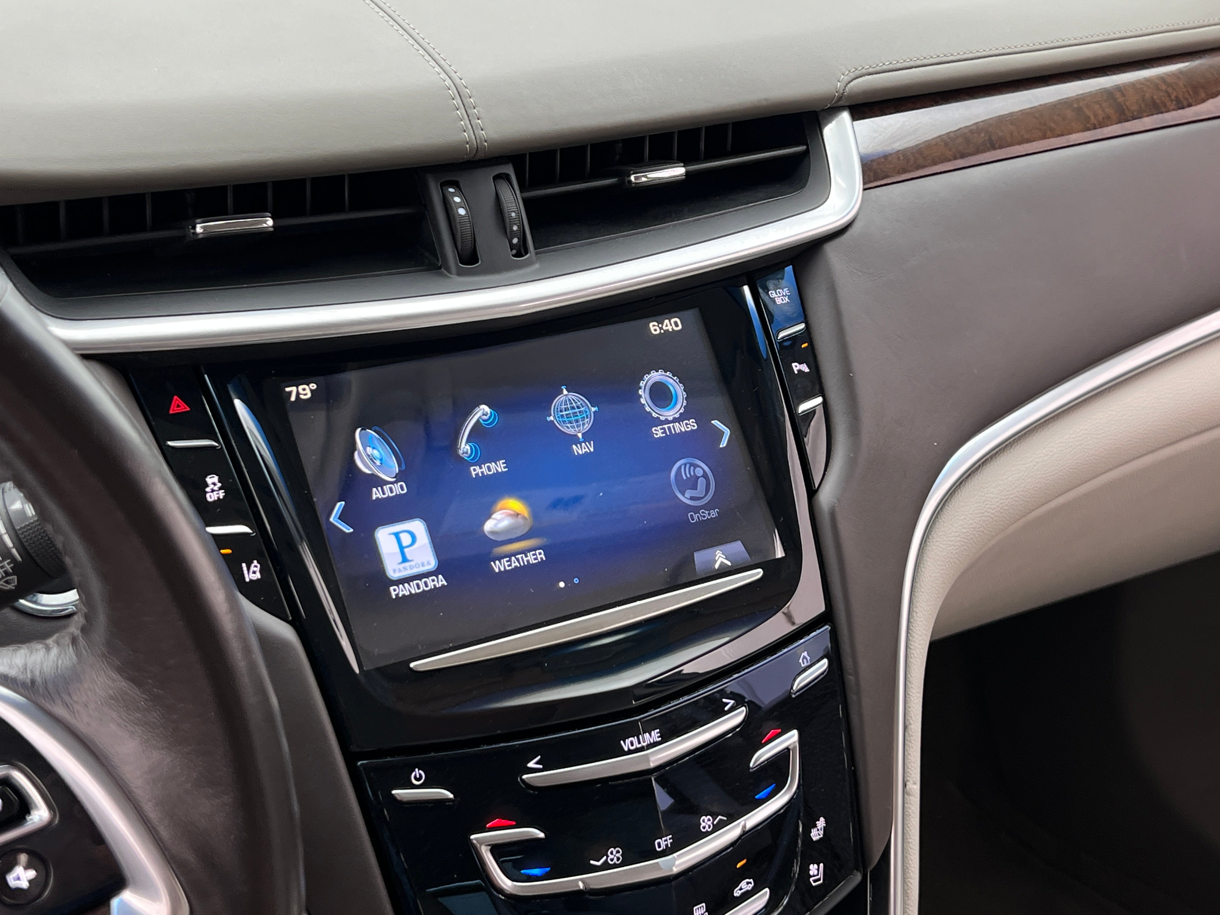 2013 Cadillac XTS Platinum 3