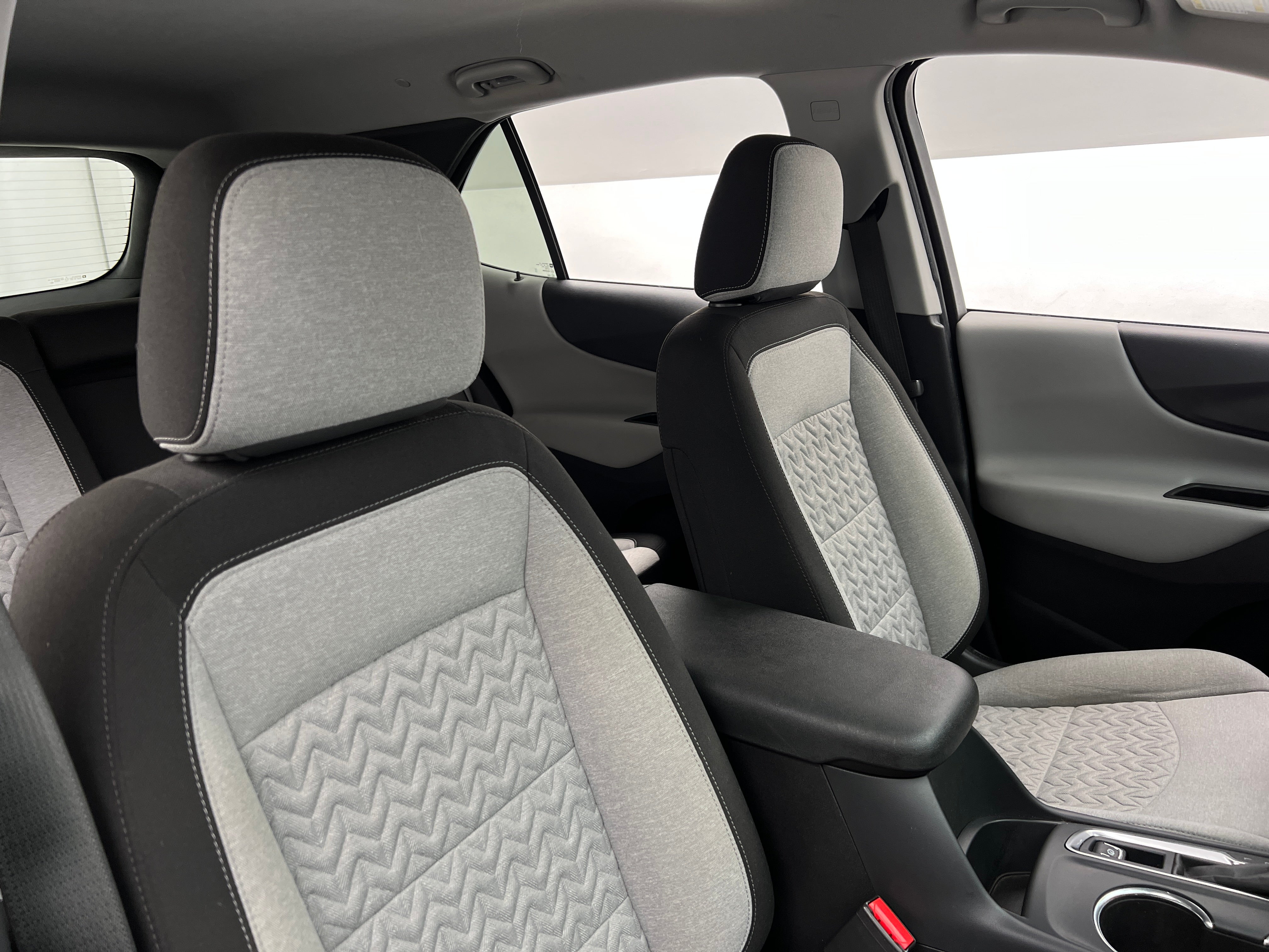 2022 Chevrolet Equinox LT 2