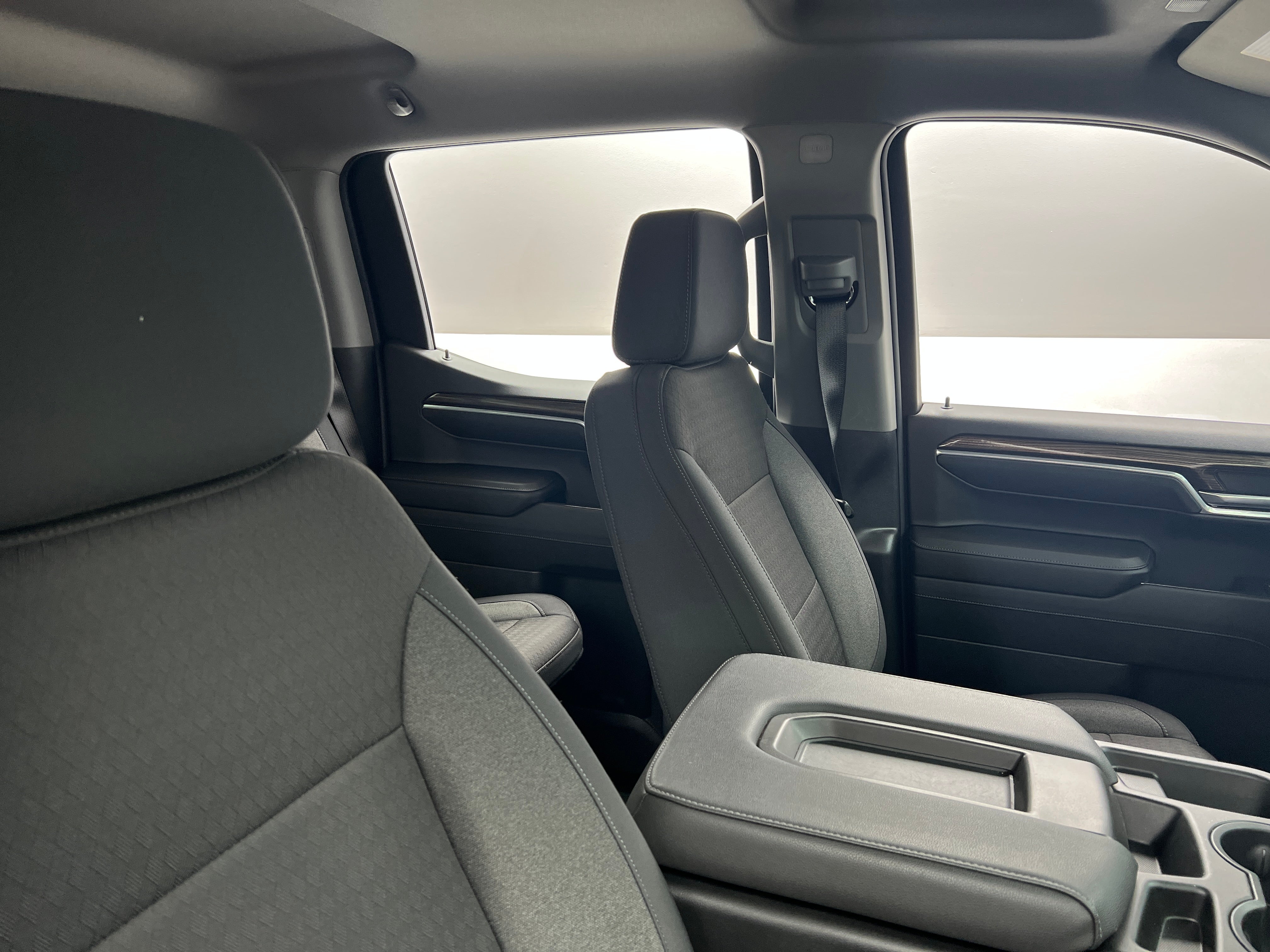 2024 Chevrolet Silverado 1500 RST 2