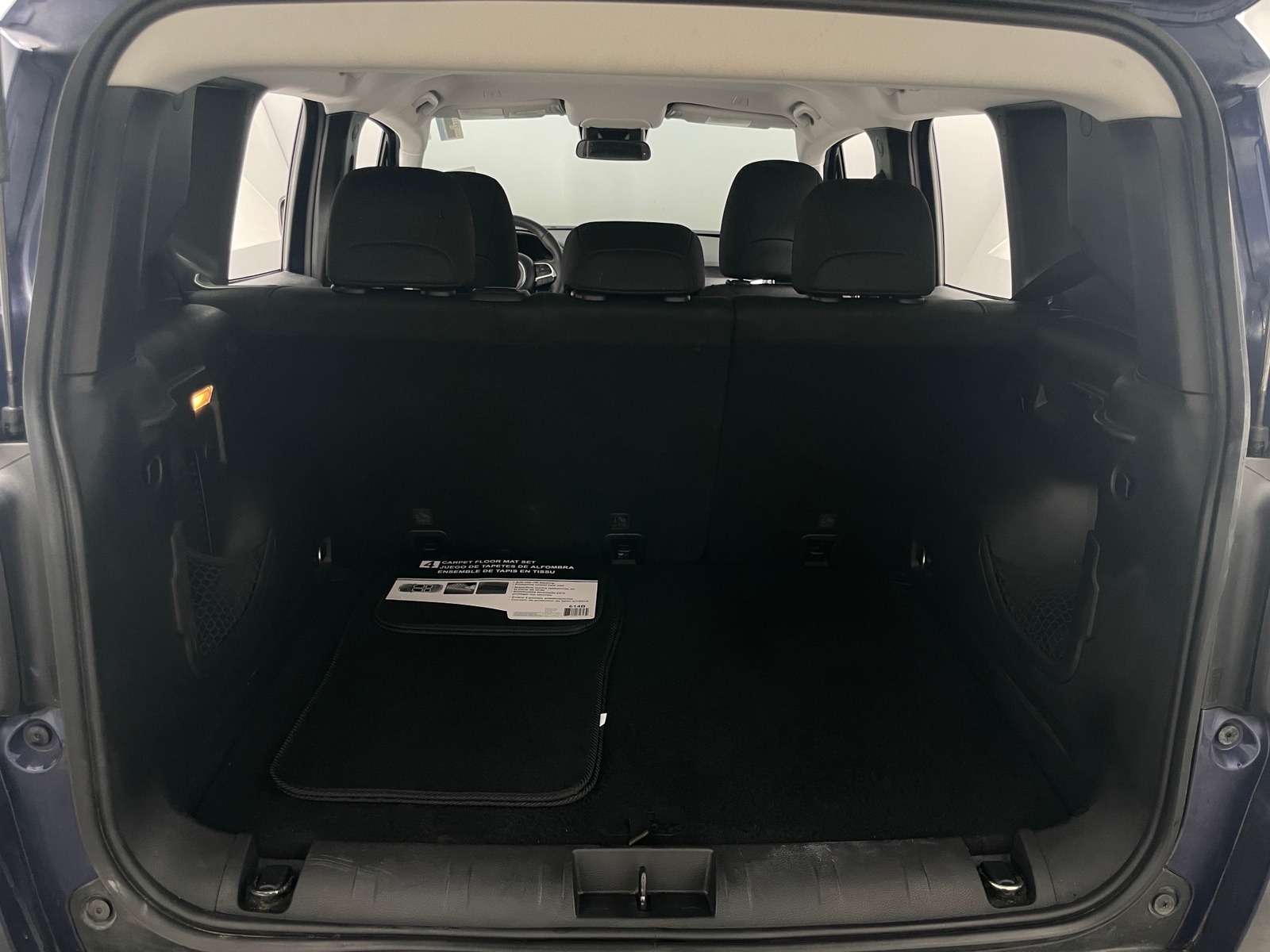 Thumbnail: 2018 Jeep Renegade - 7