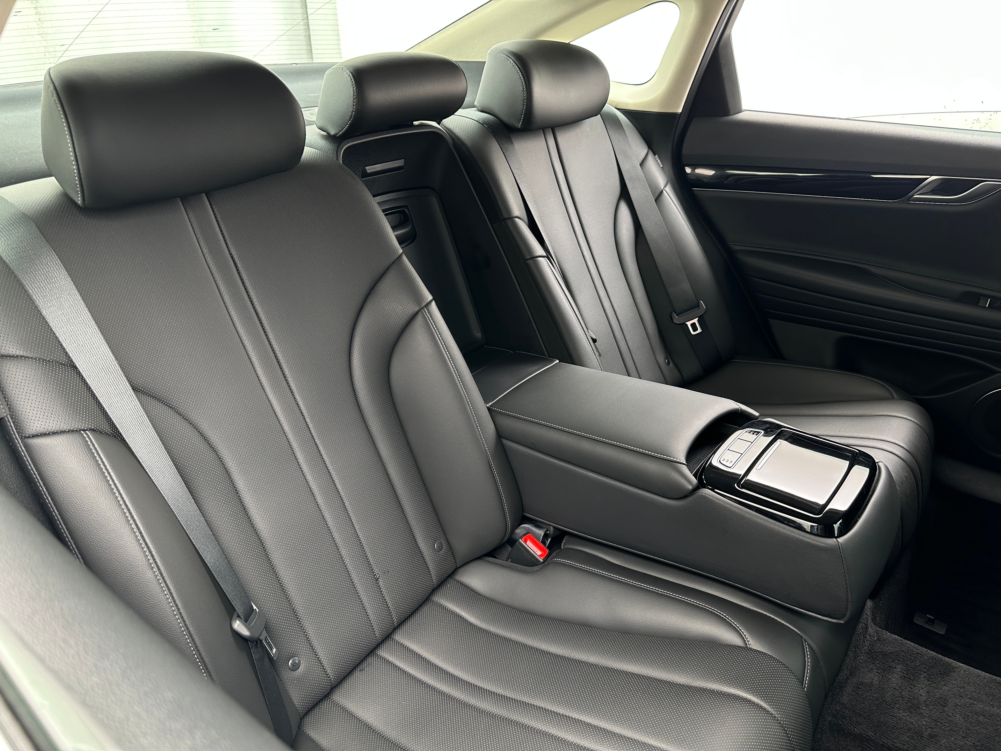 2024 Genesis G80 2.5T 6