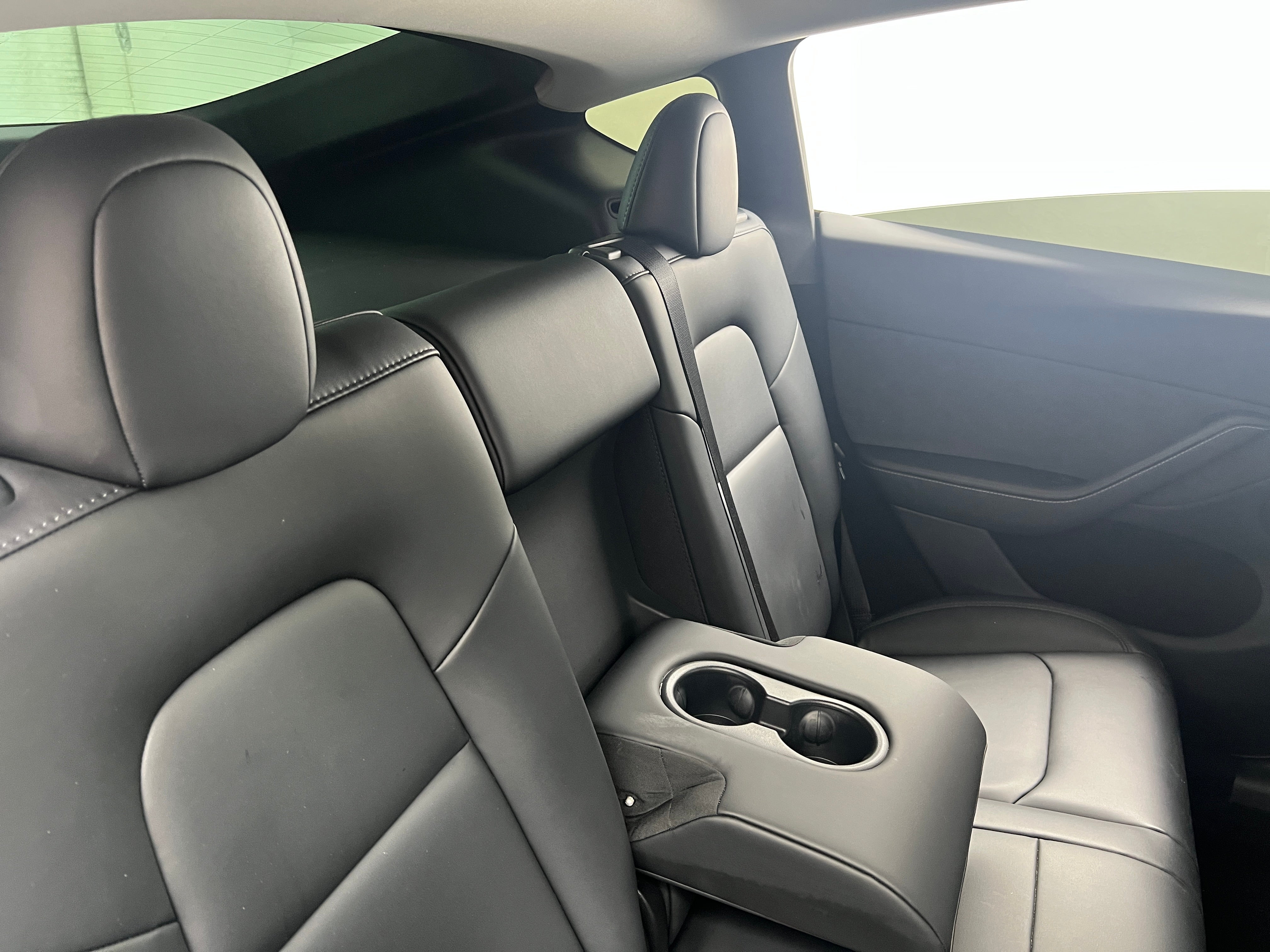 Thumbnail: 2023 Tesla Model Y - 4