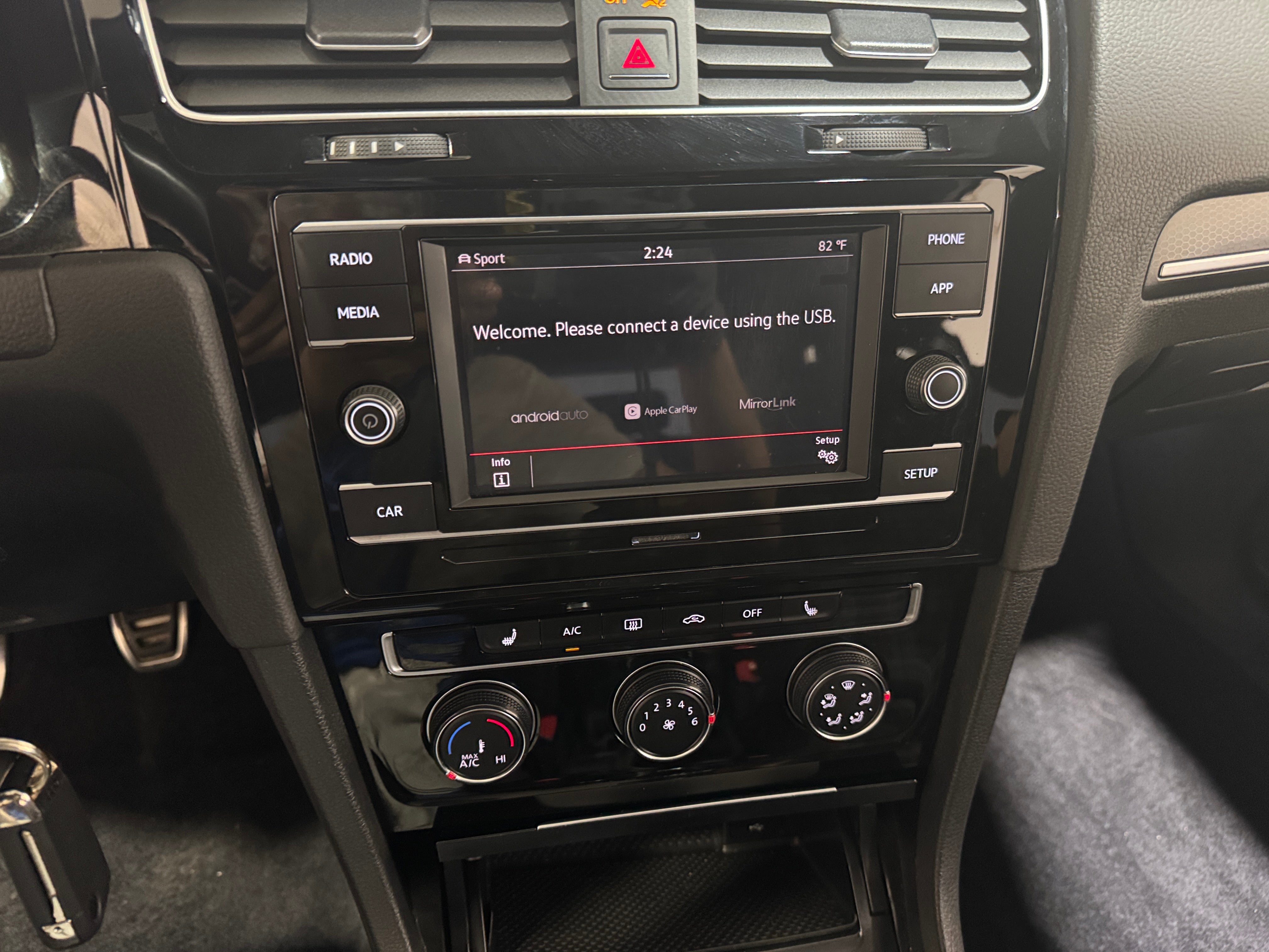 2018 Volkswagen Golf GTI S 4