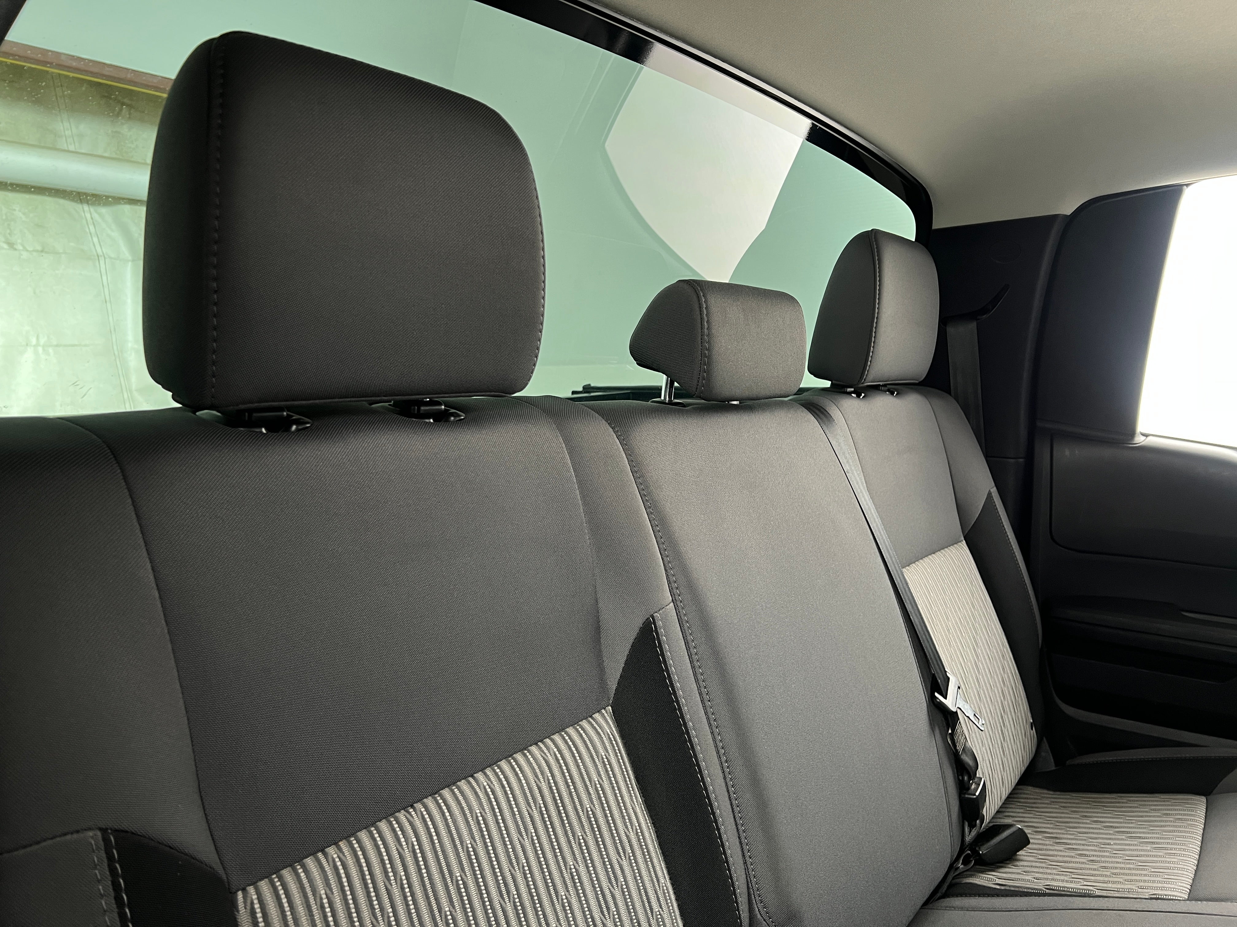 2016 Toyota Tundra SR 6