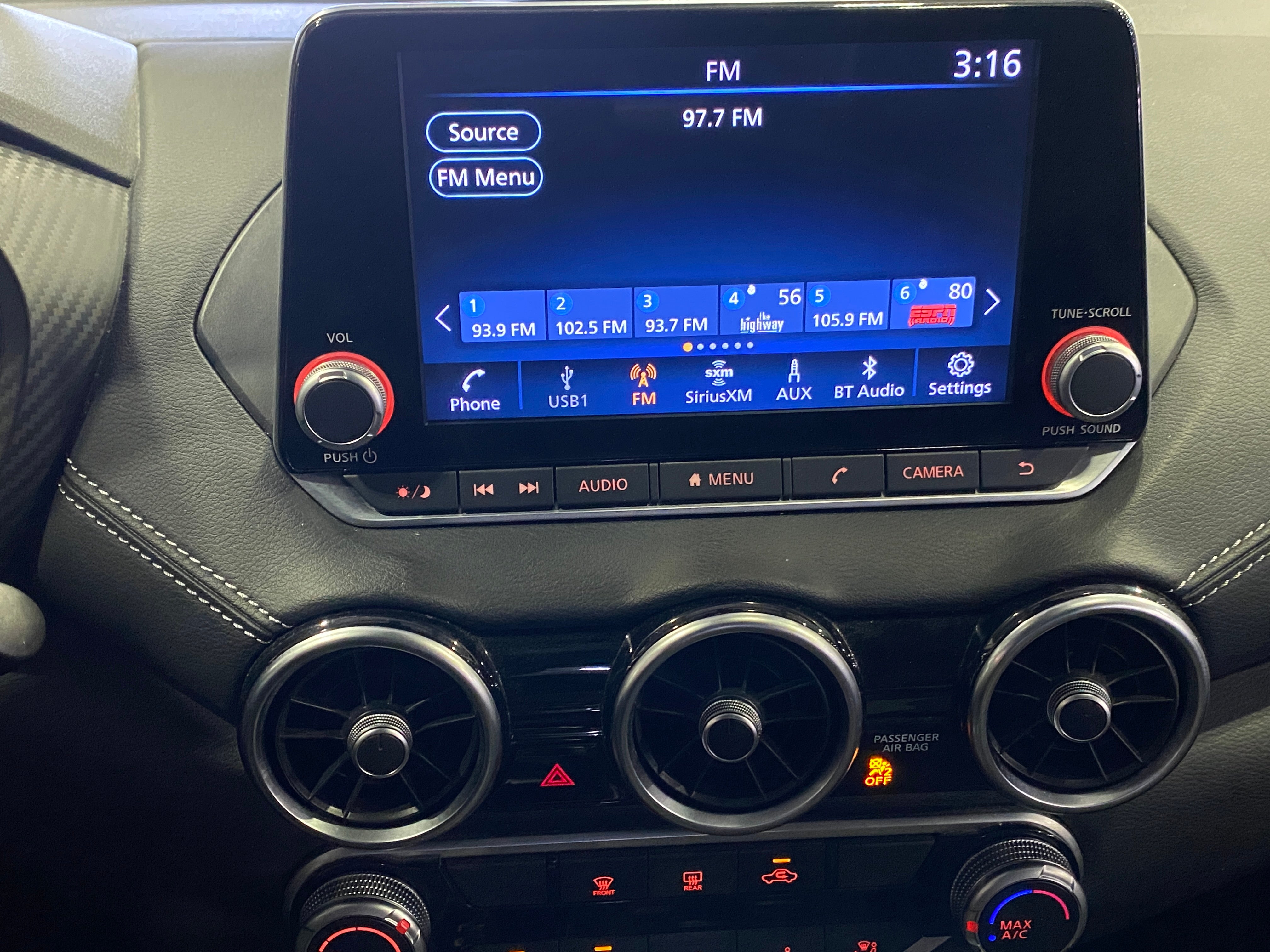 2023 Nissan Sentra SV 4