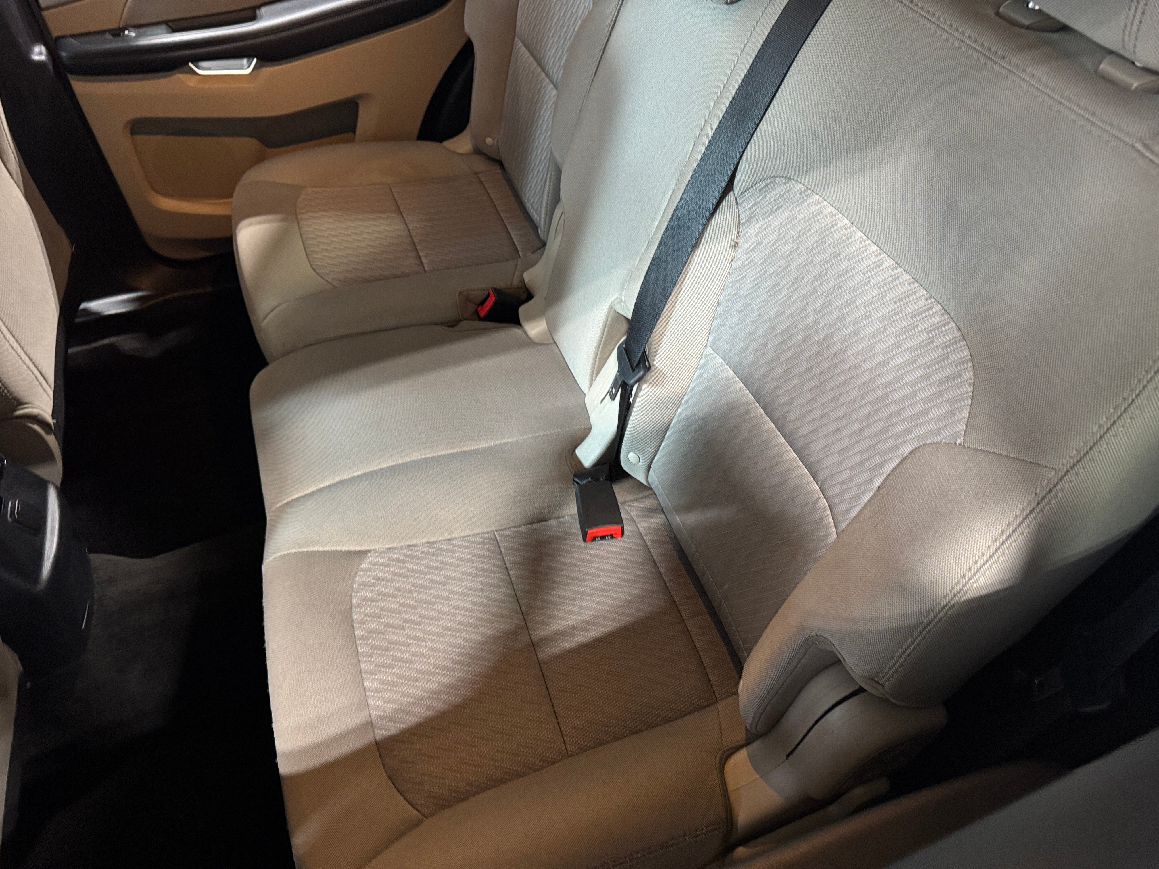 2018 Ford Explorer Base 6