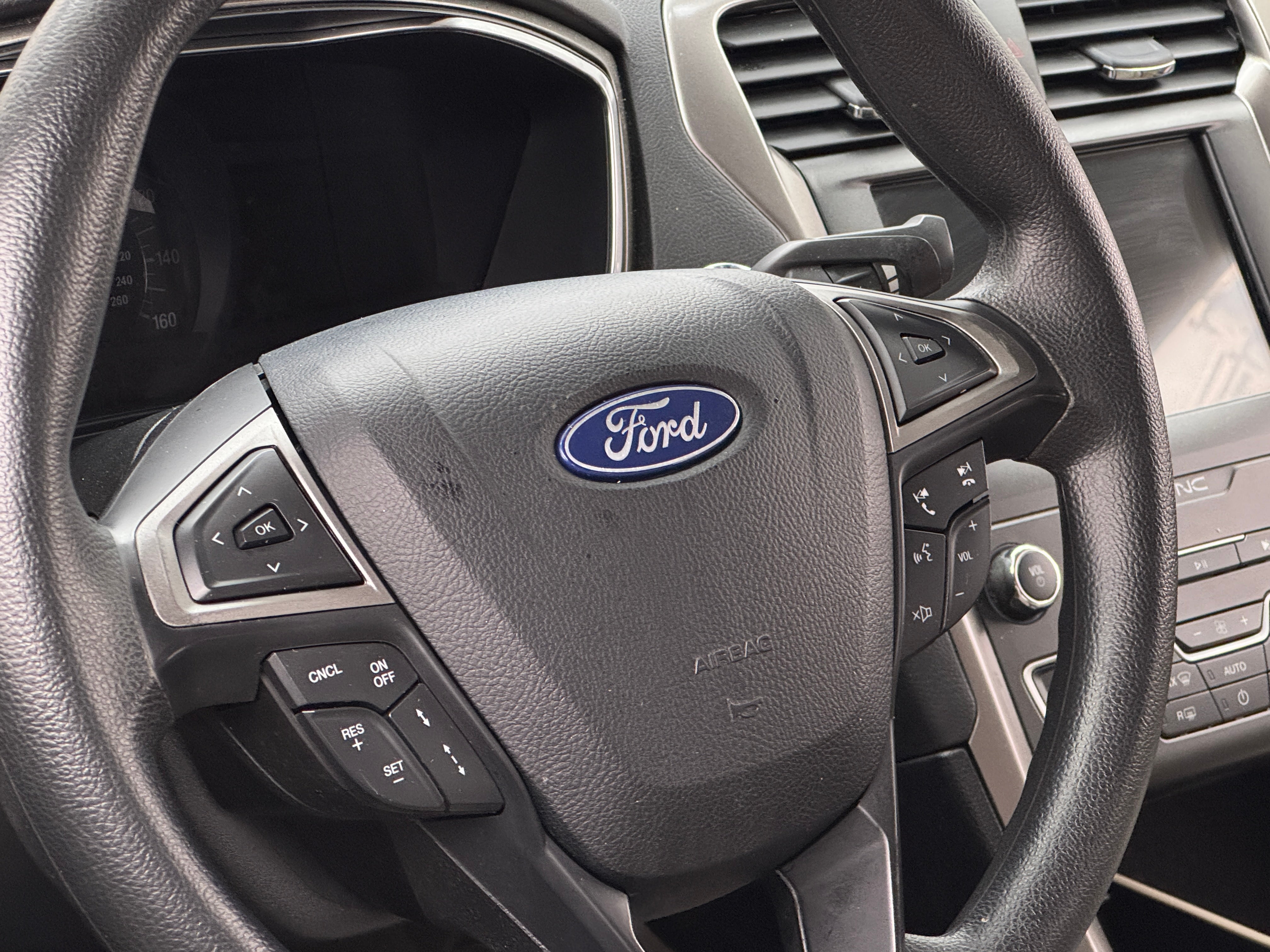2020 Ford Fusion SE 5