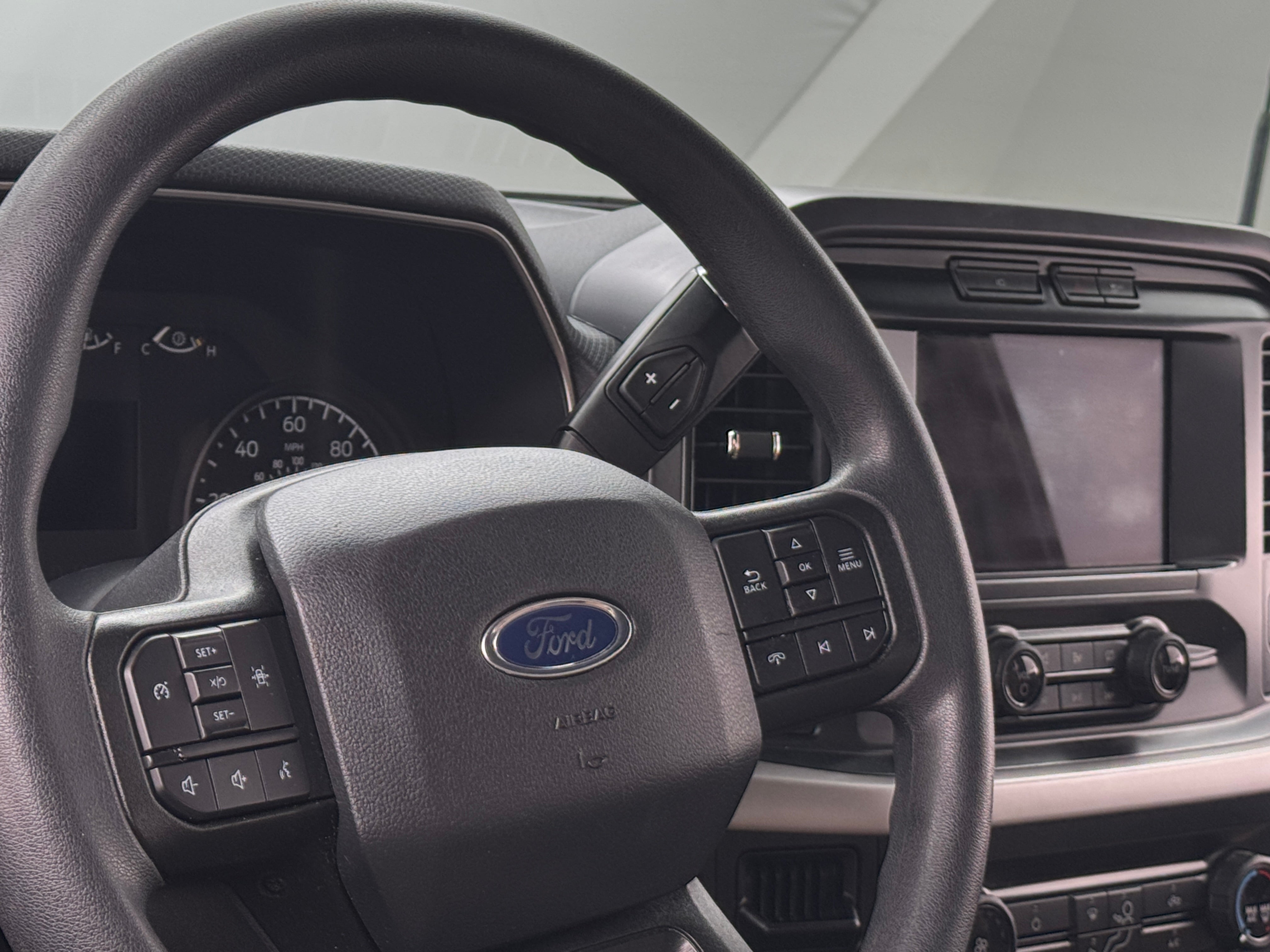 2023 Ford Econoline E-150 5