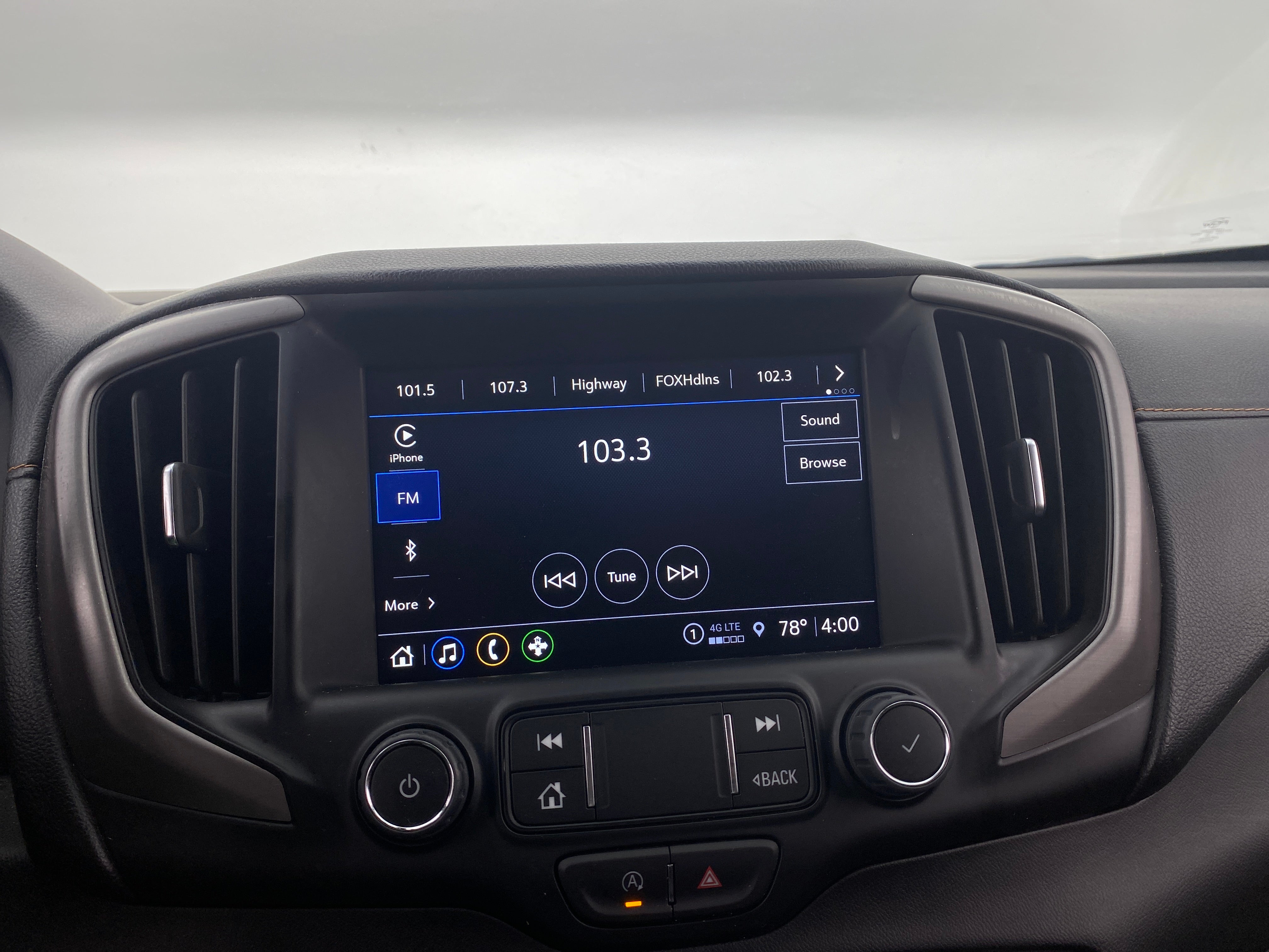 2023 GMC Terrain AT4 3