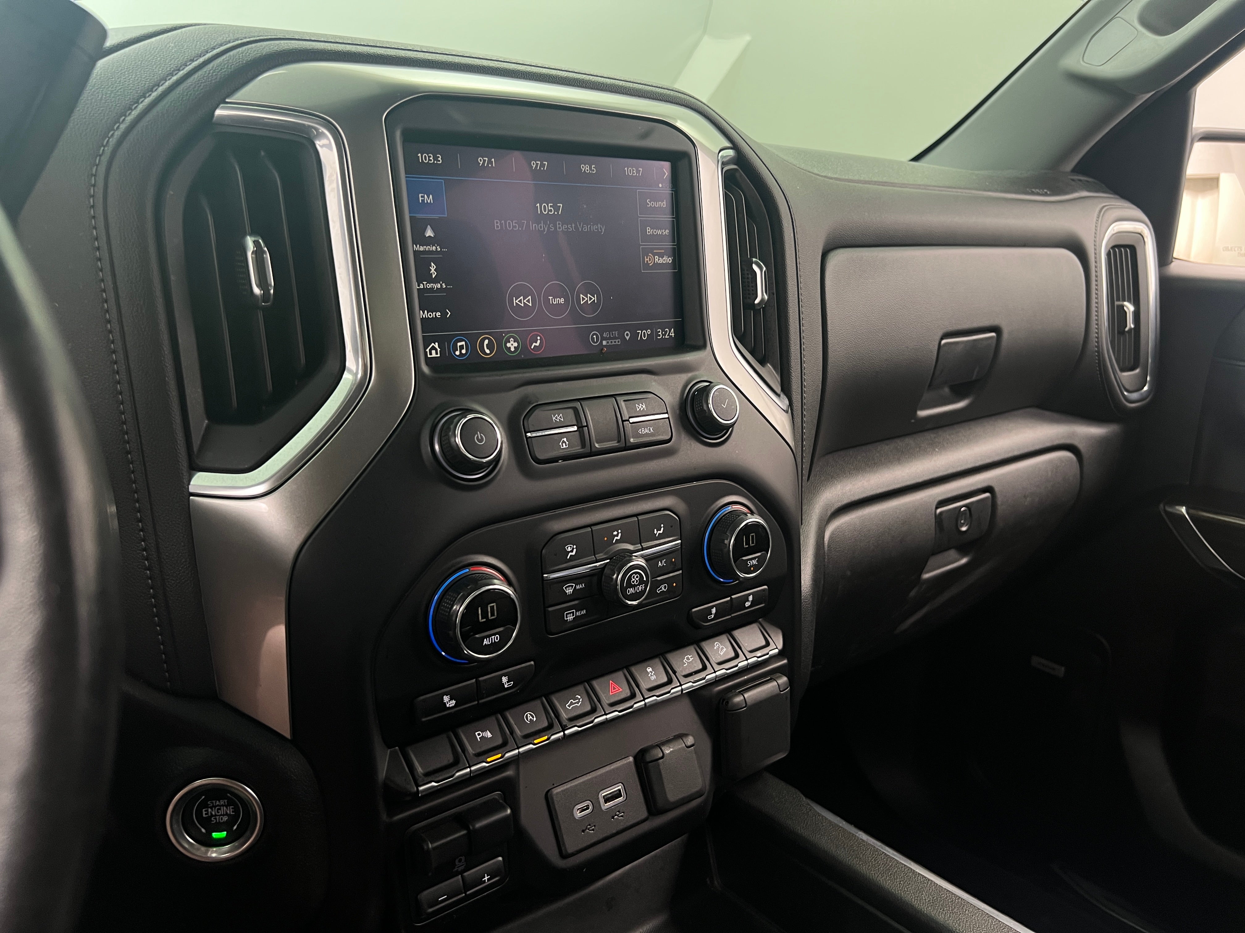2021 Chevrolet Silverado 1500  4