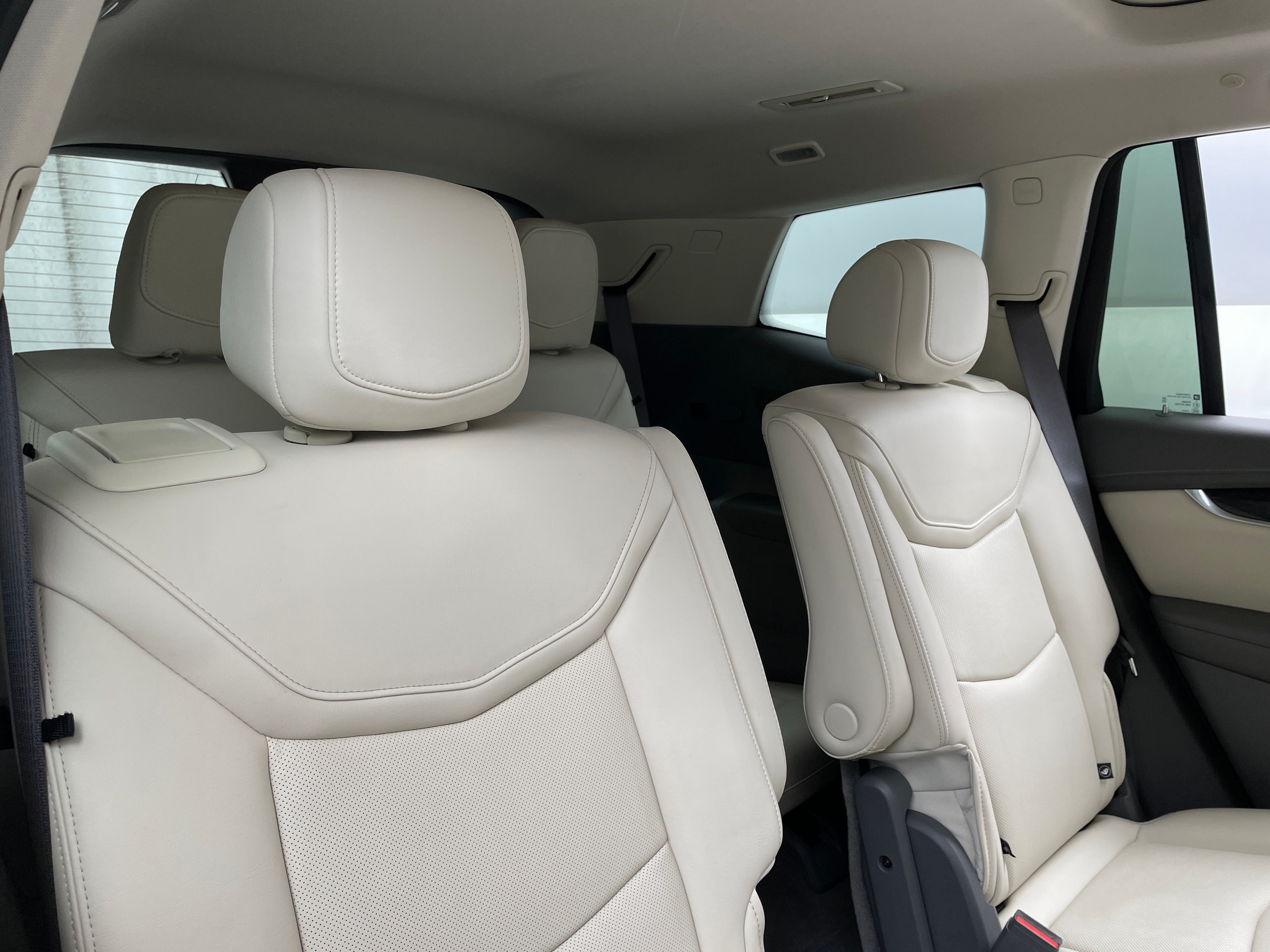 2022 Cadillac XT6 Premium Luxury 5