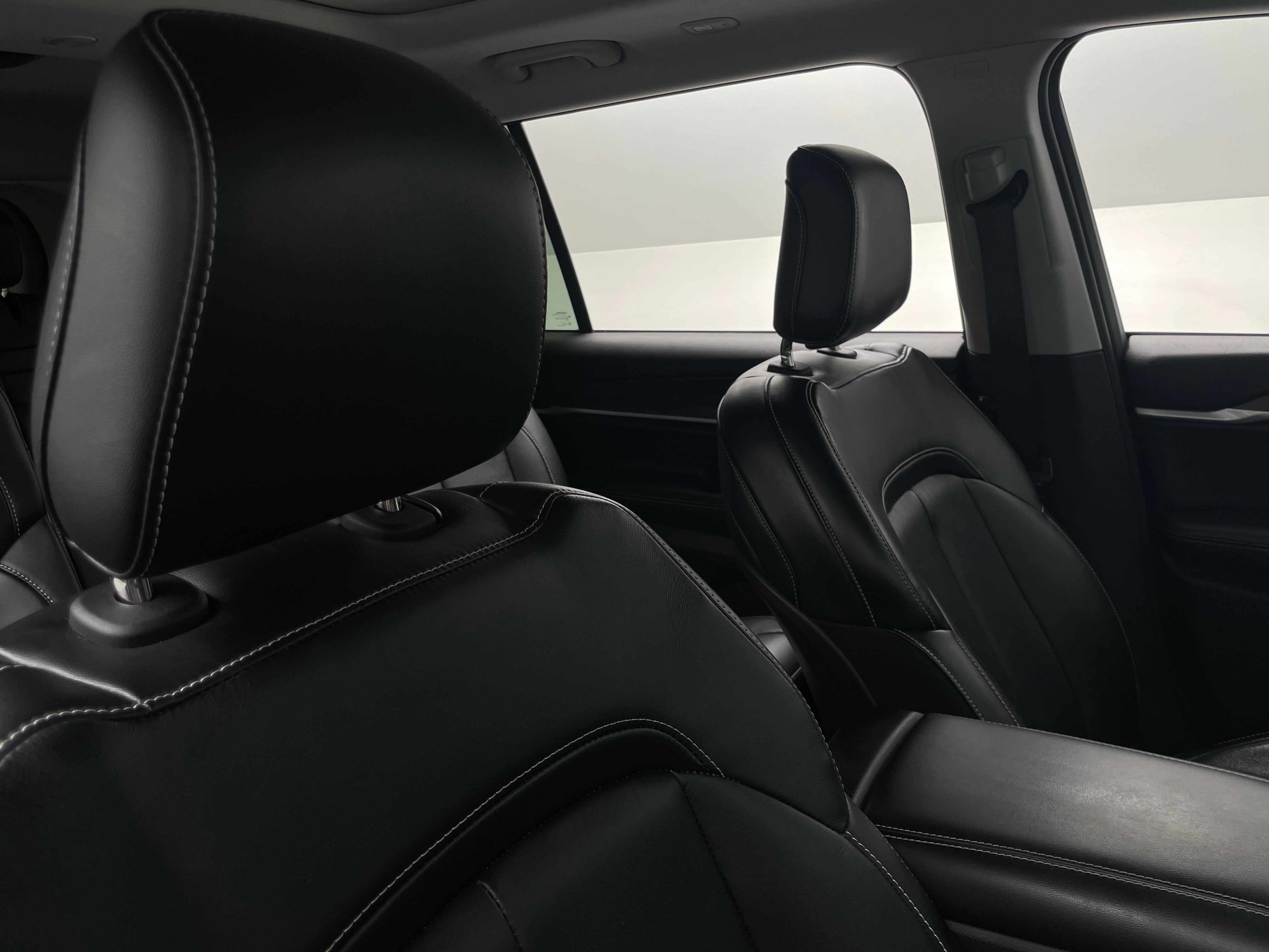 2021 Jeep Grand Cherokee L Limited Edition 2