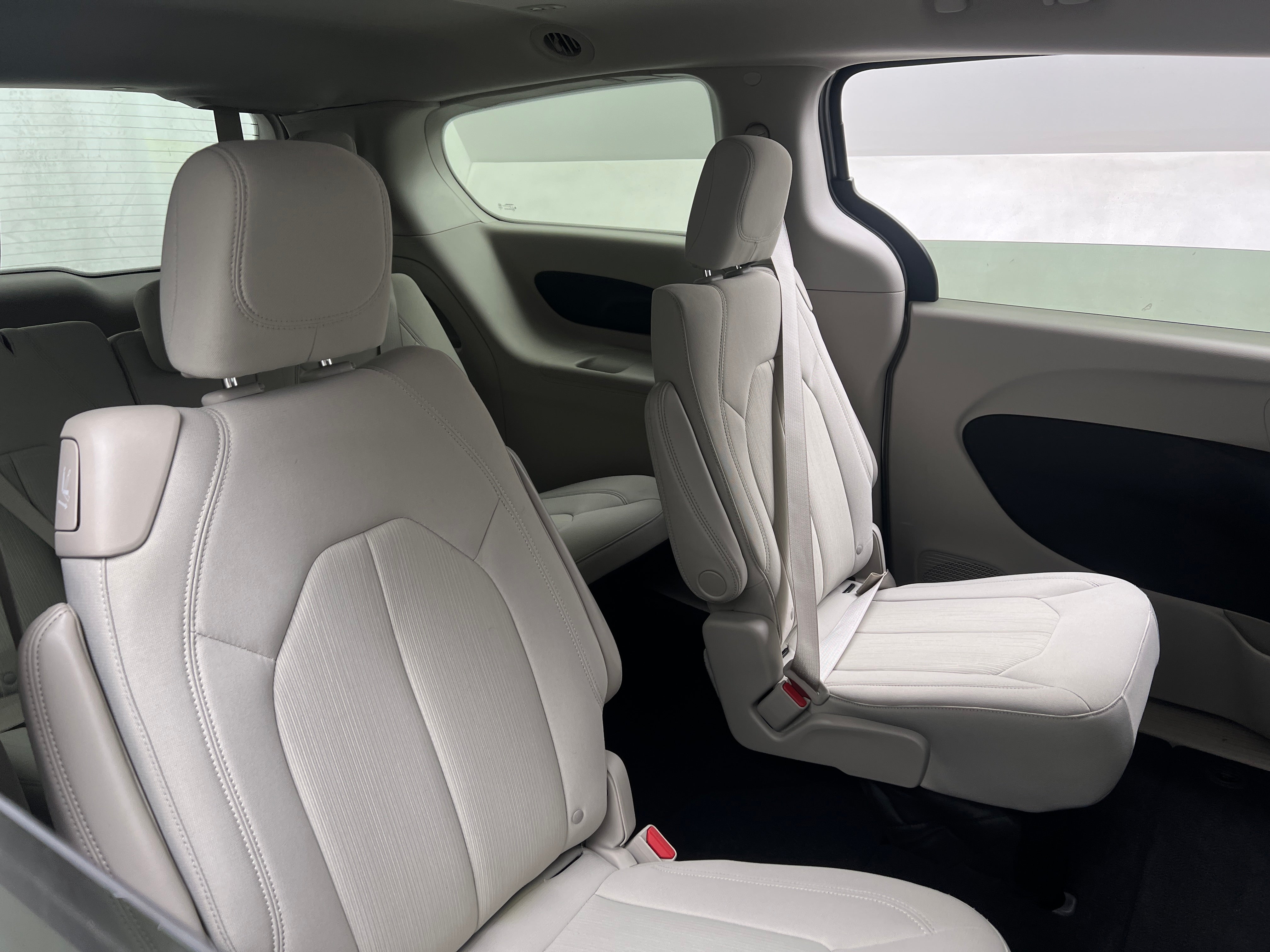 2017 Chrysler Pacifica Touring 6