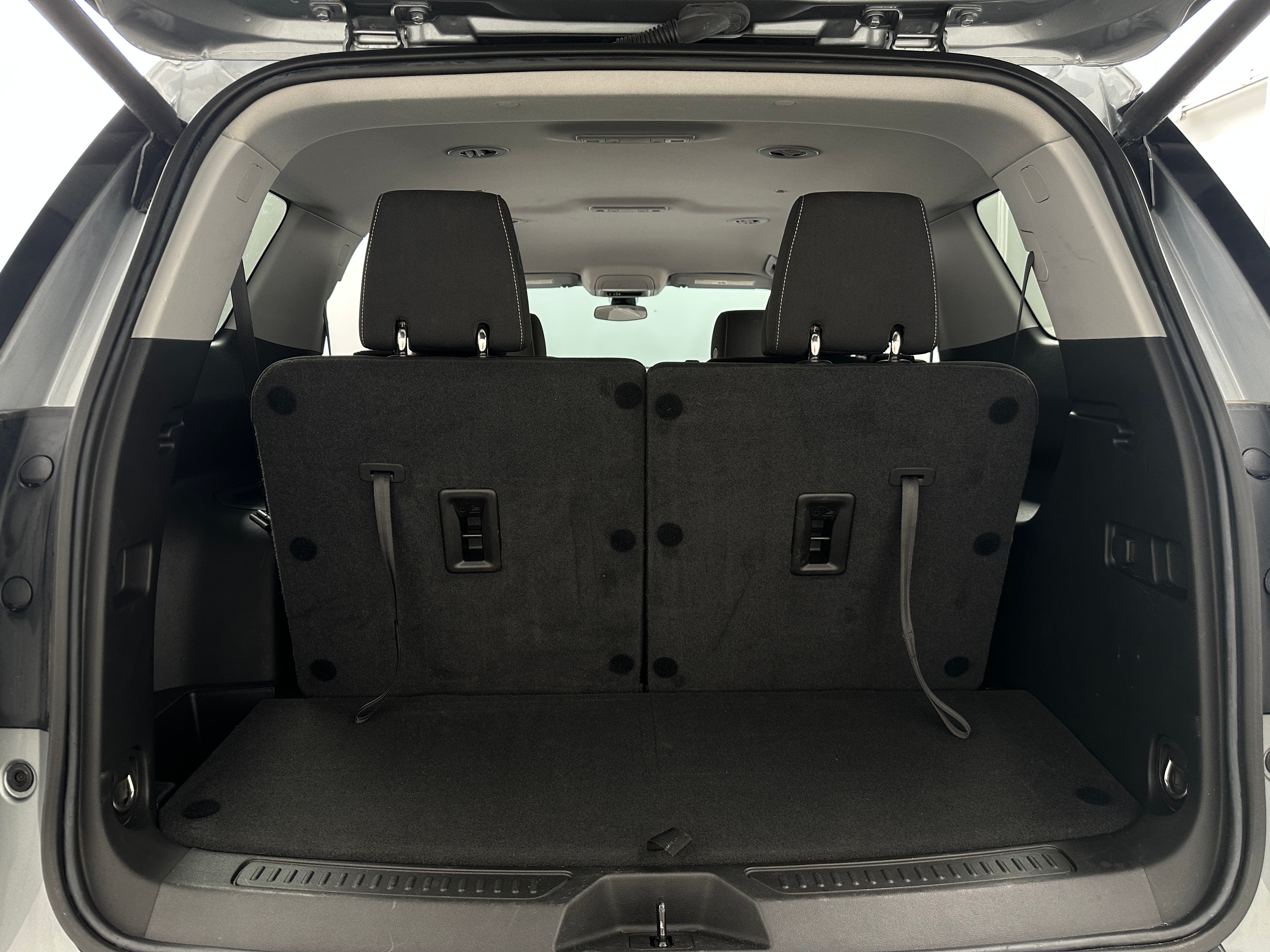 2023 GMC Acadia SLE 7