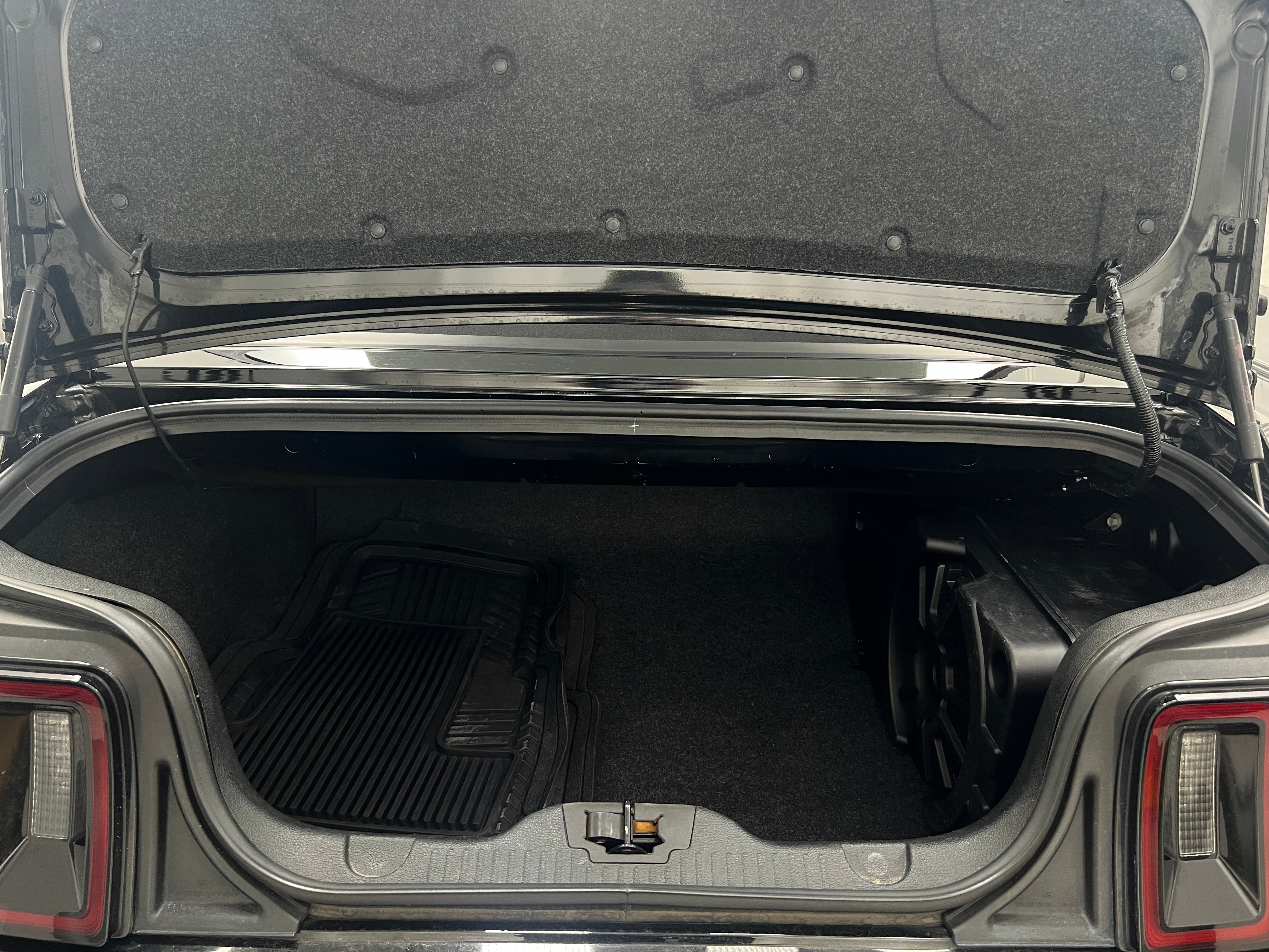 2013 Ford Mustang GT Premium 7