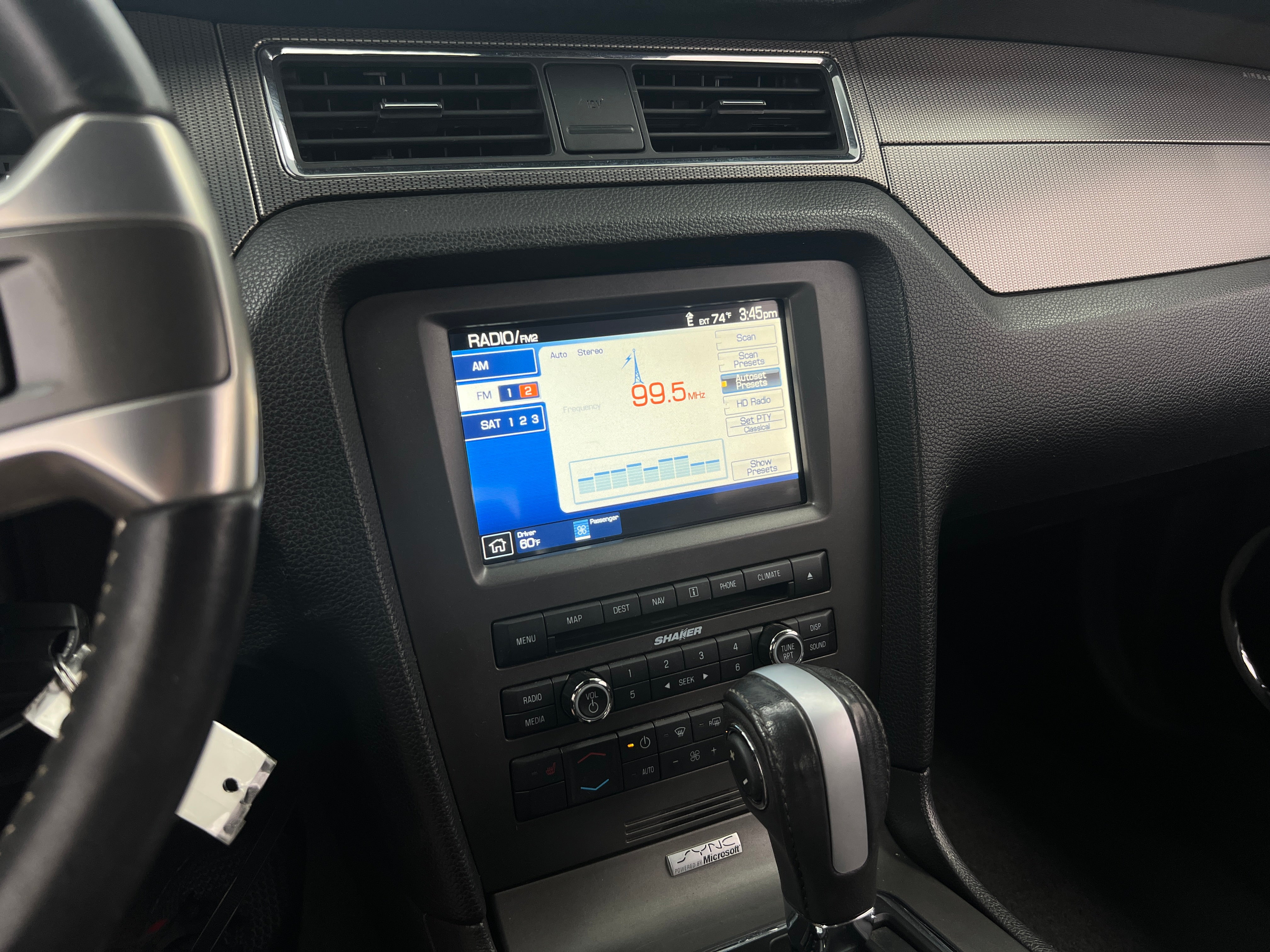 2013 Ford Mustang GT Premium 4