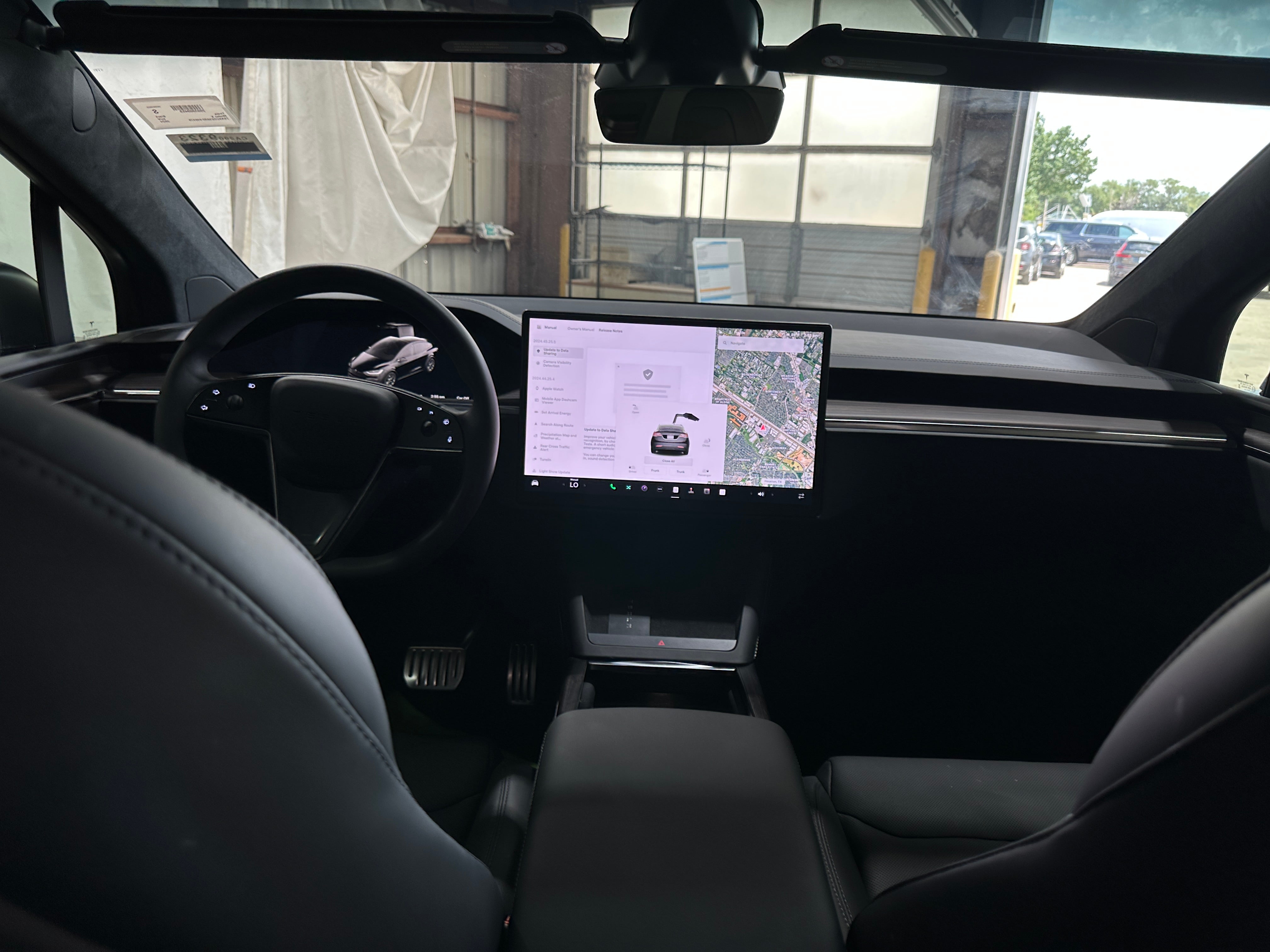 2024 Tesla Model X Standard Range 2