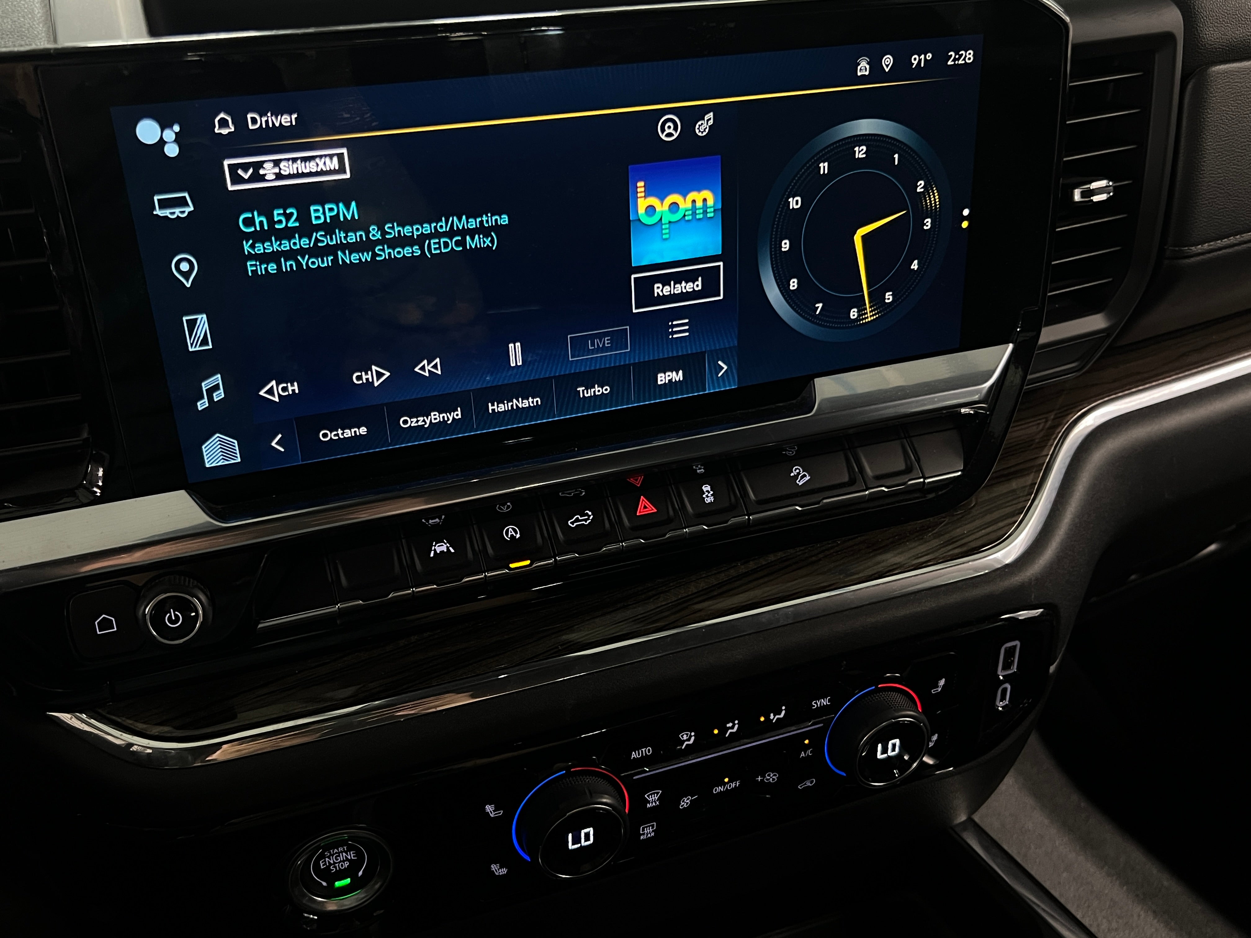 2023 Chevrolet Silverado 1500  4