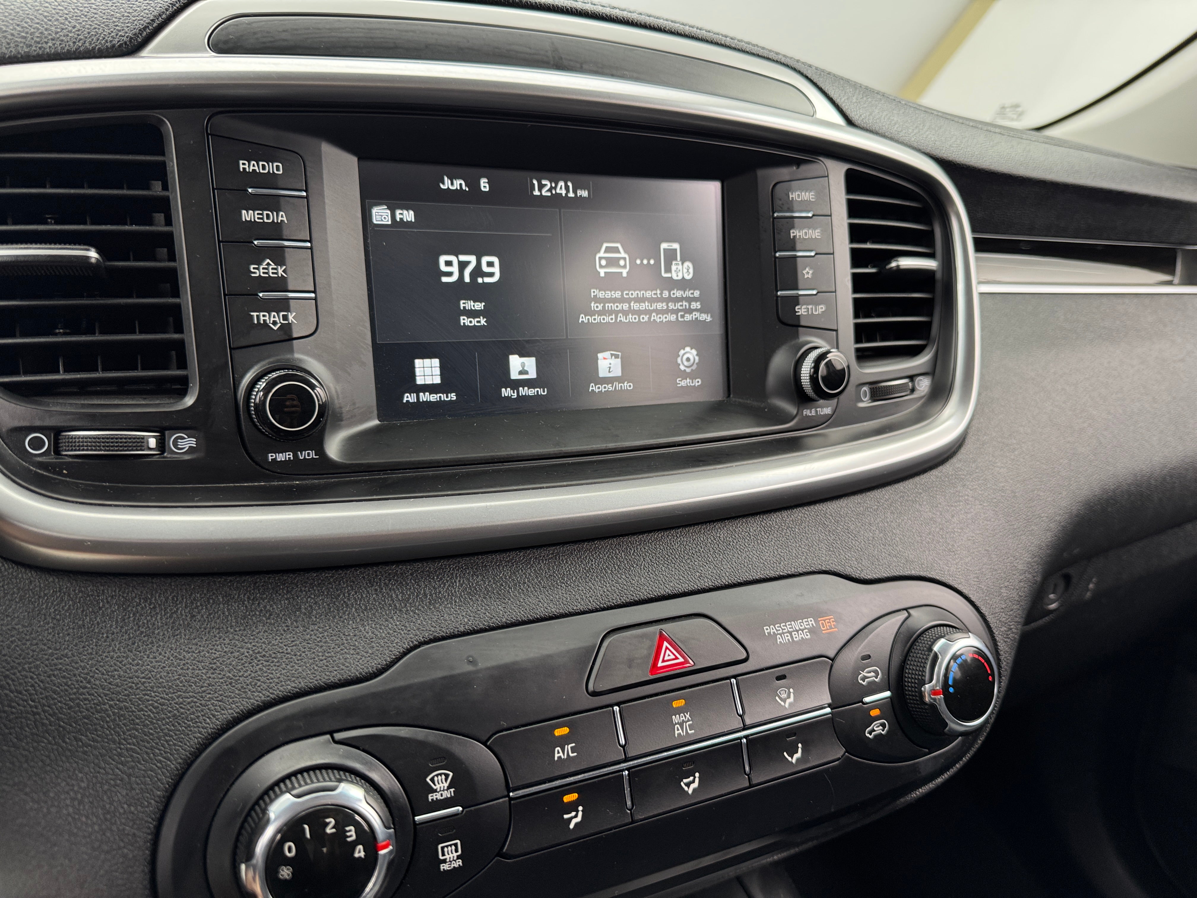 2019 Kia Sorento LX 4