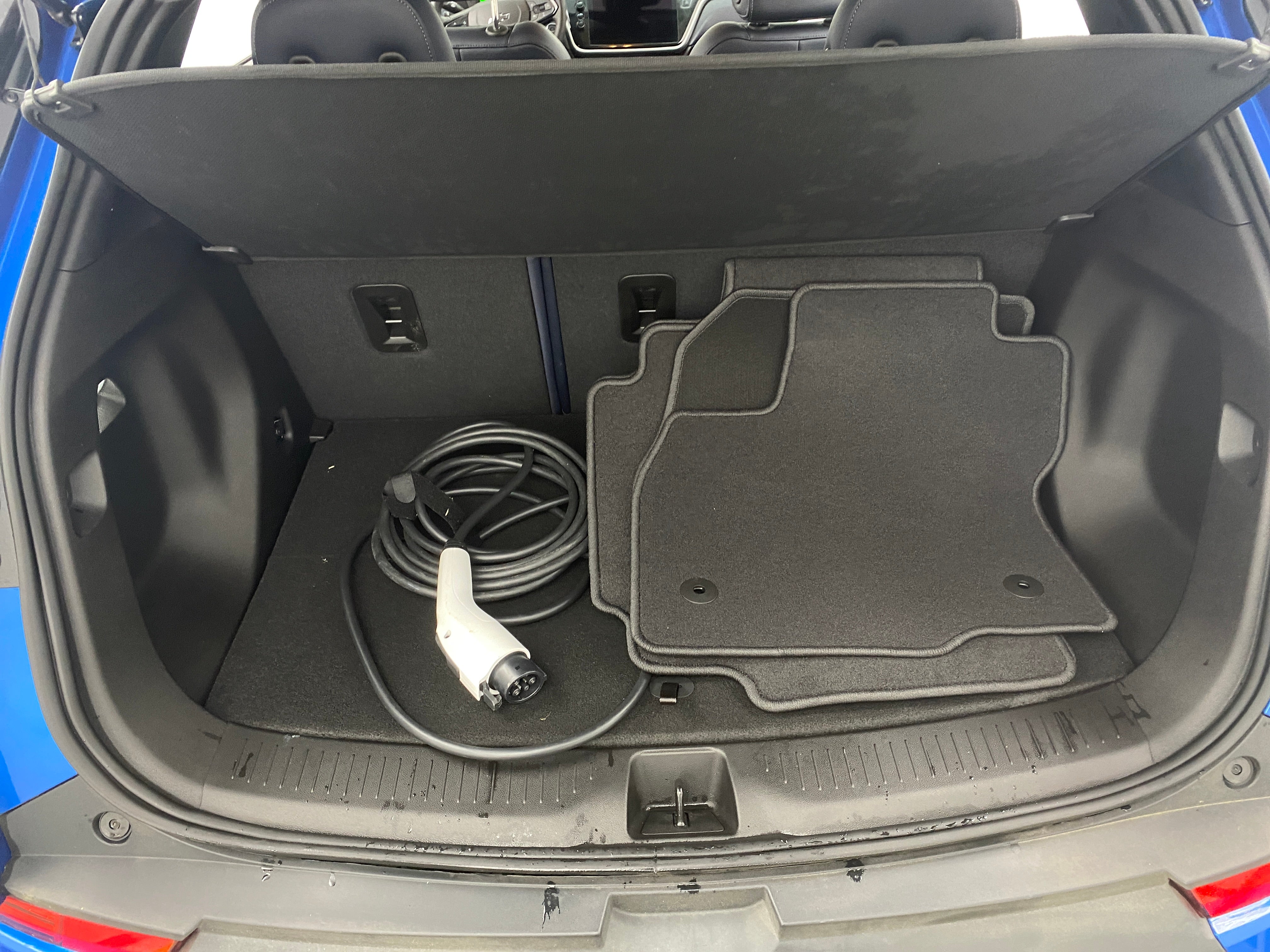 Thumbnail: 2023 Chevrolet Bolt EUV - 6