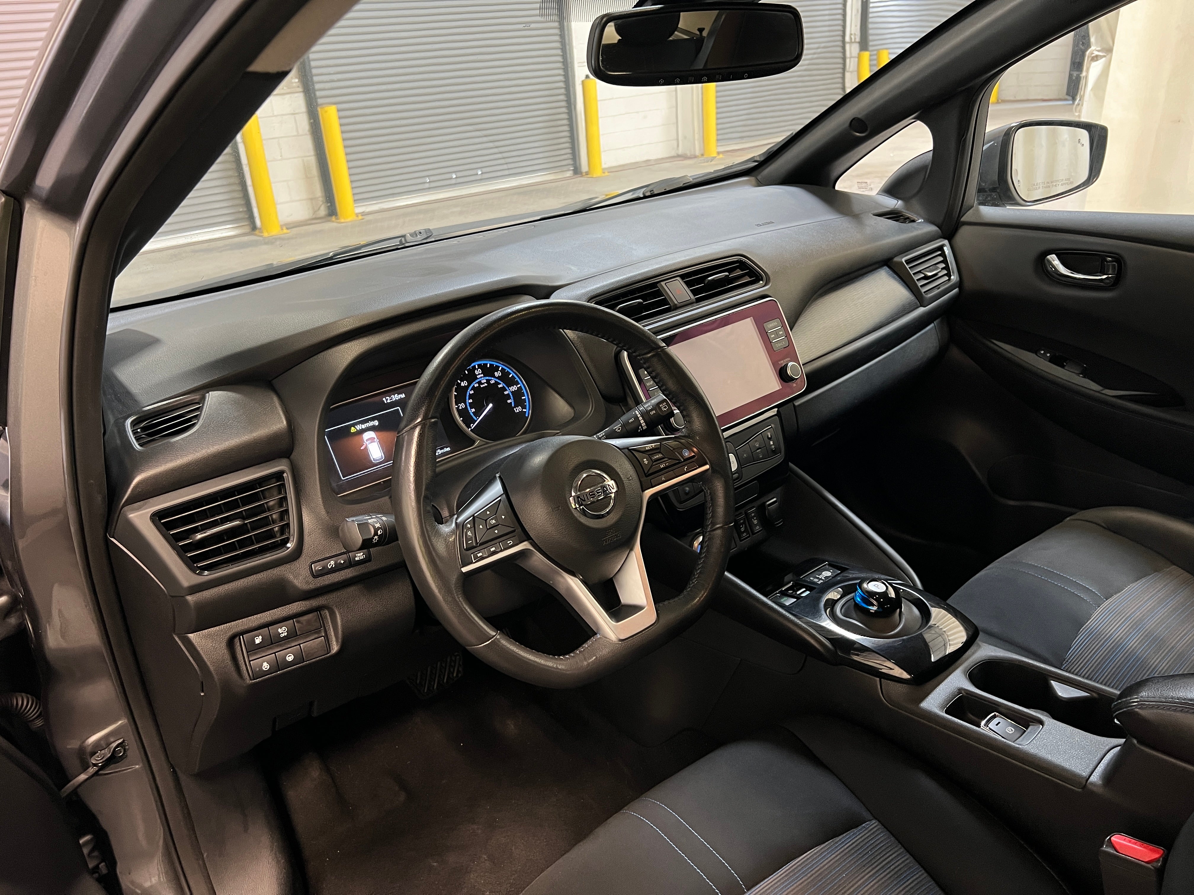 Thumbnail: 2021 Nissan Leaf - 3