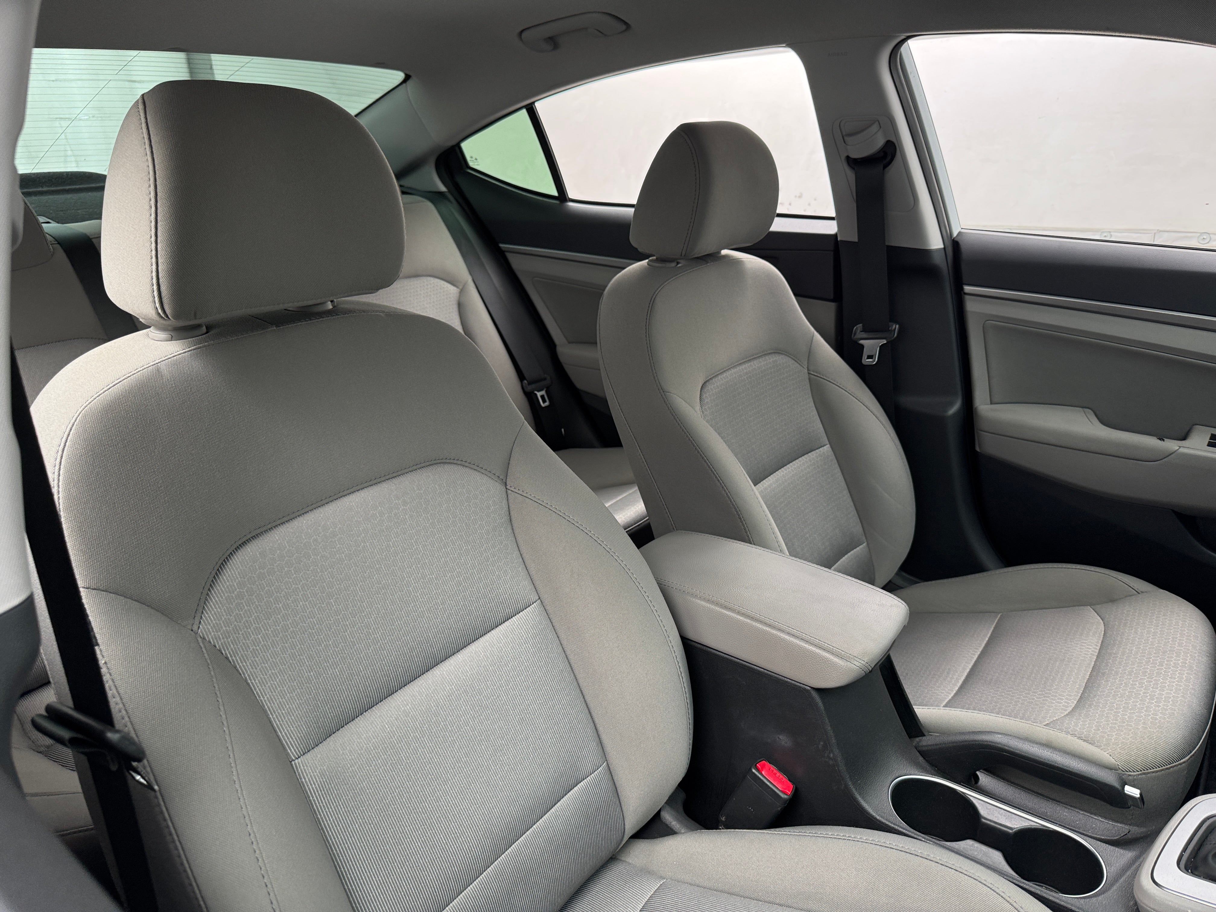 2017 Hyundai Elantra SE 2