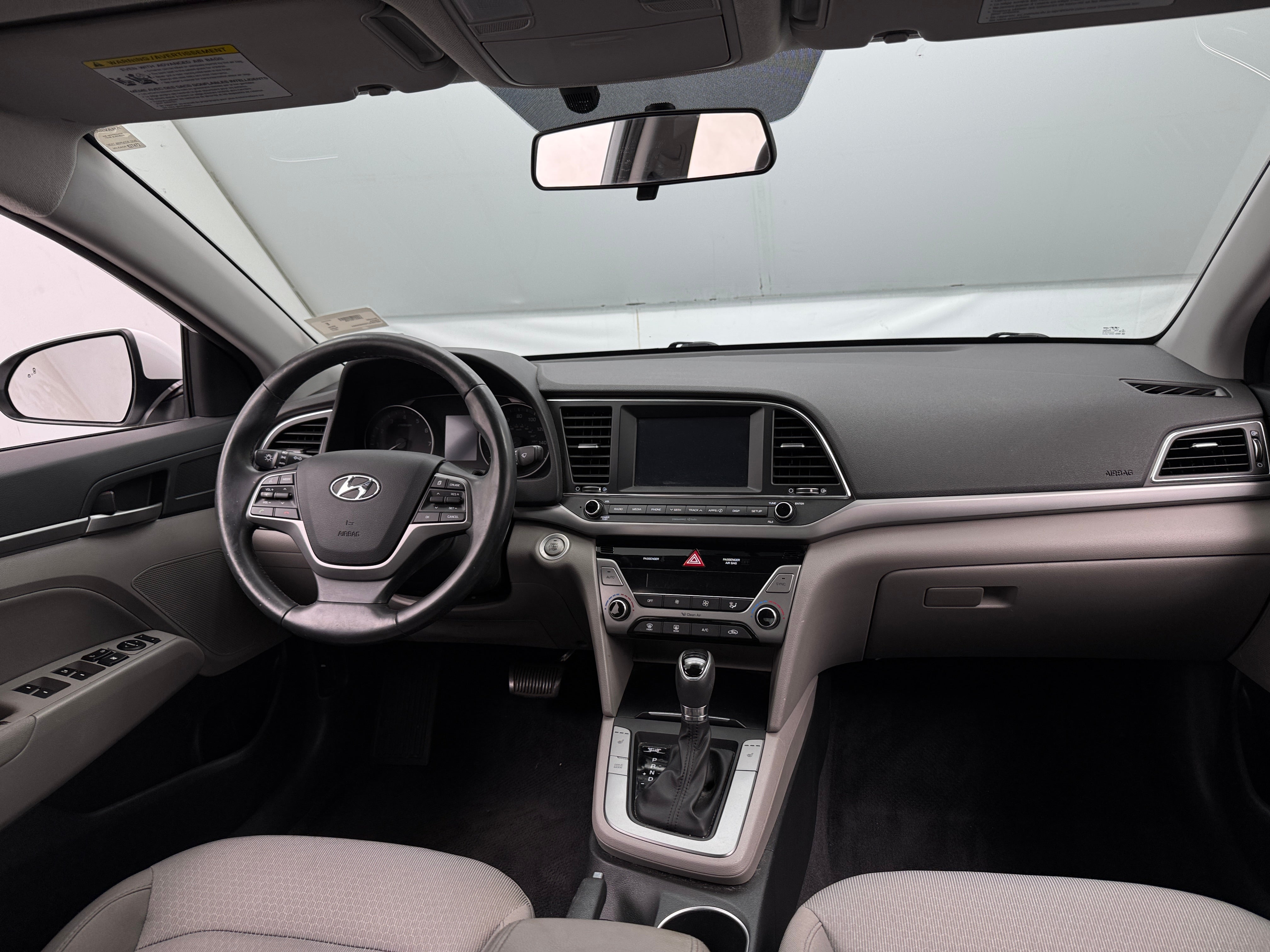 2017 Hyundai Elantra SE 3