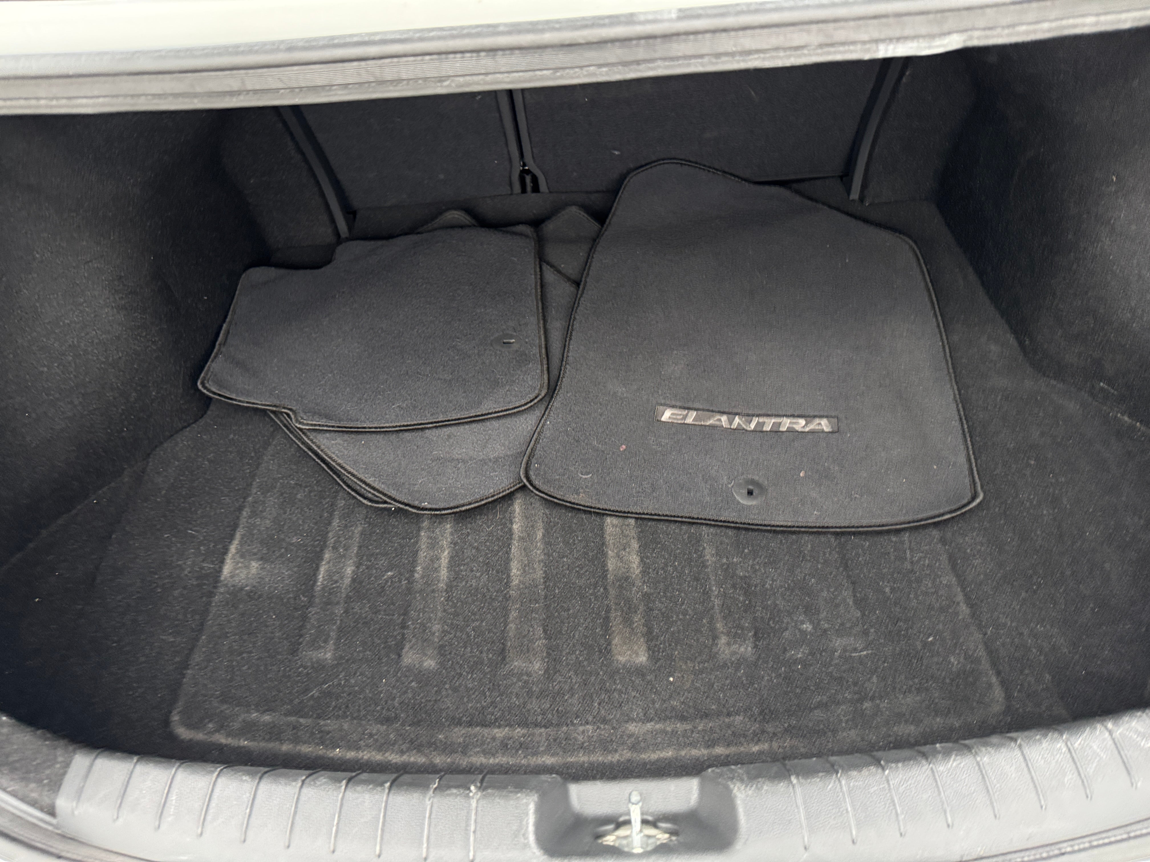 2017 Hyundai Elantra SE 7