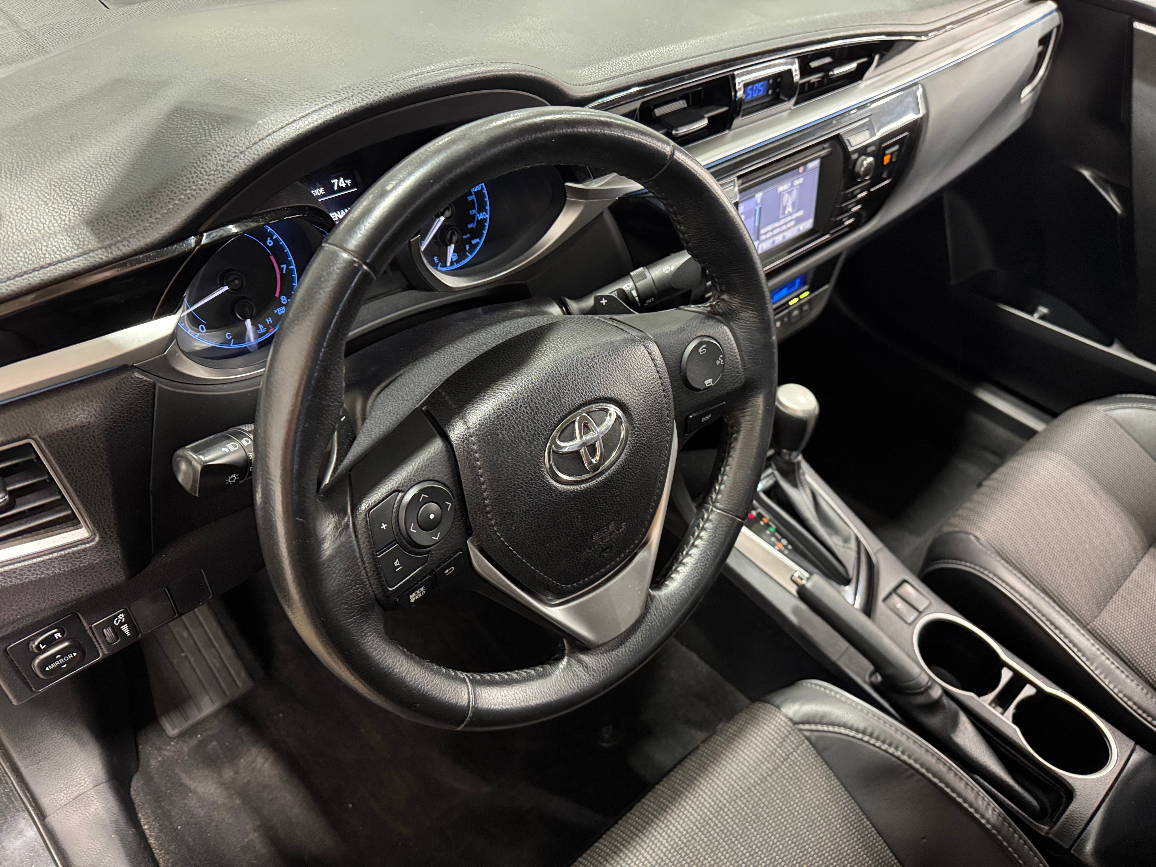 2016 Toyota Corolla S 3