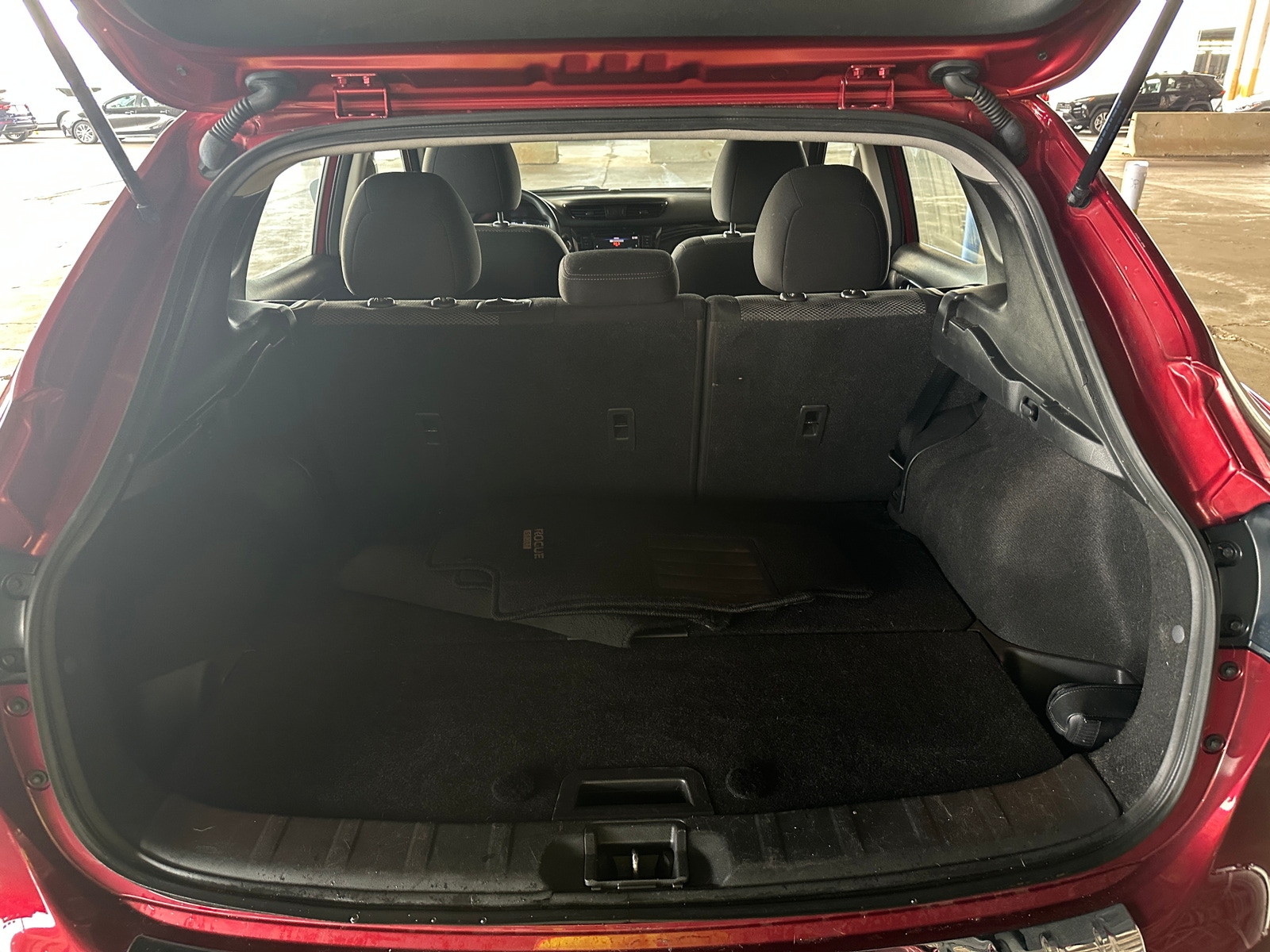 Thumbnail: 2020 Nissan Rogue Sport - 7