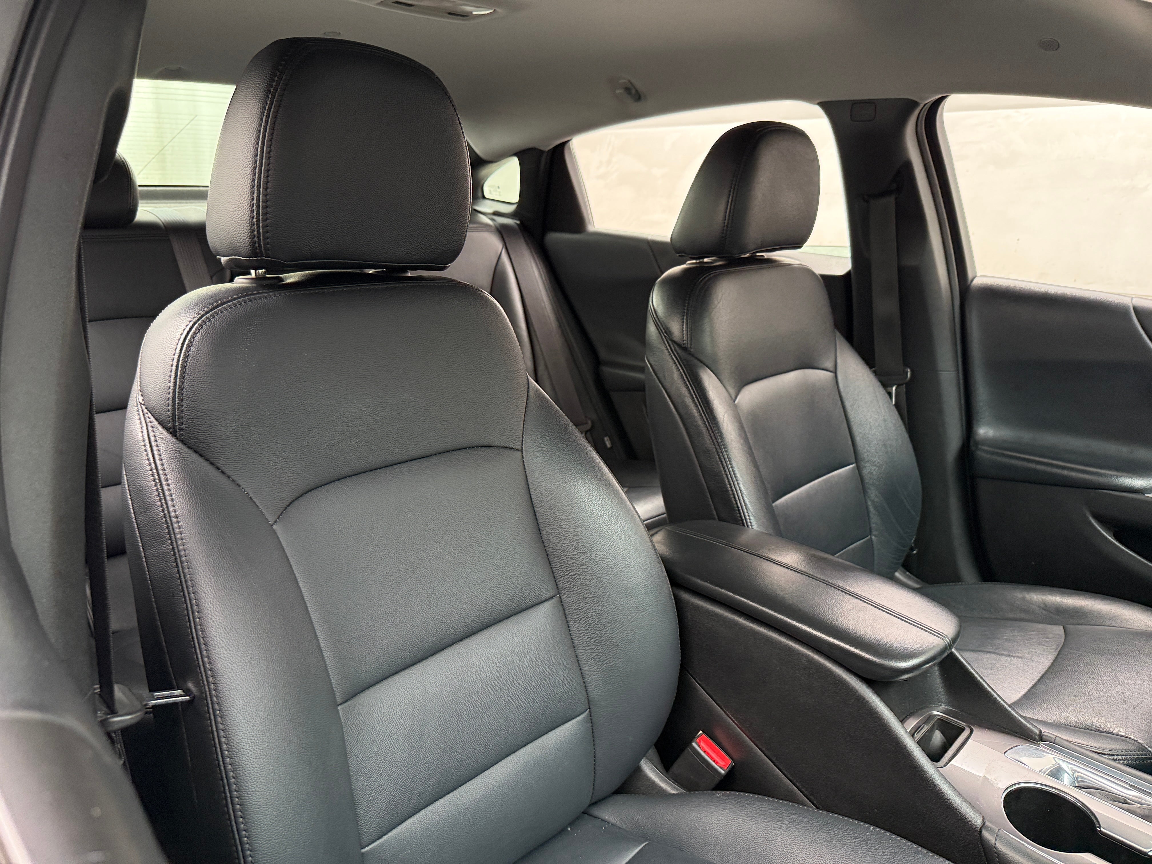 2018 Chevrolet Malibu LT 2