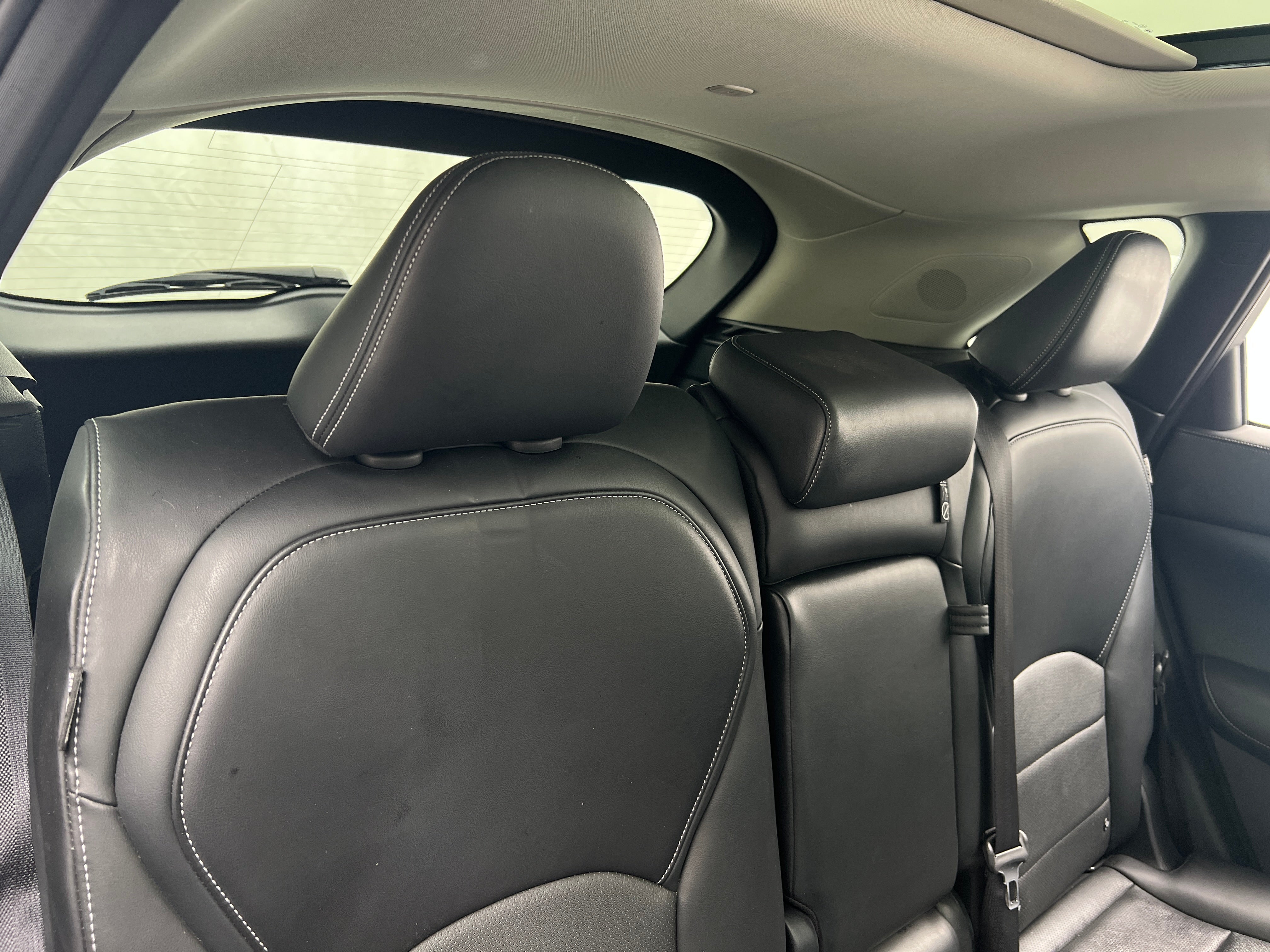 2022 INFINITI QX50 Essential 5