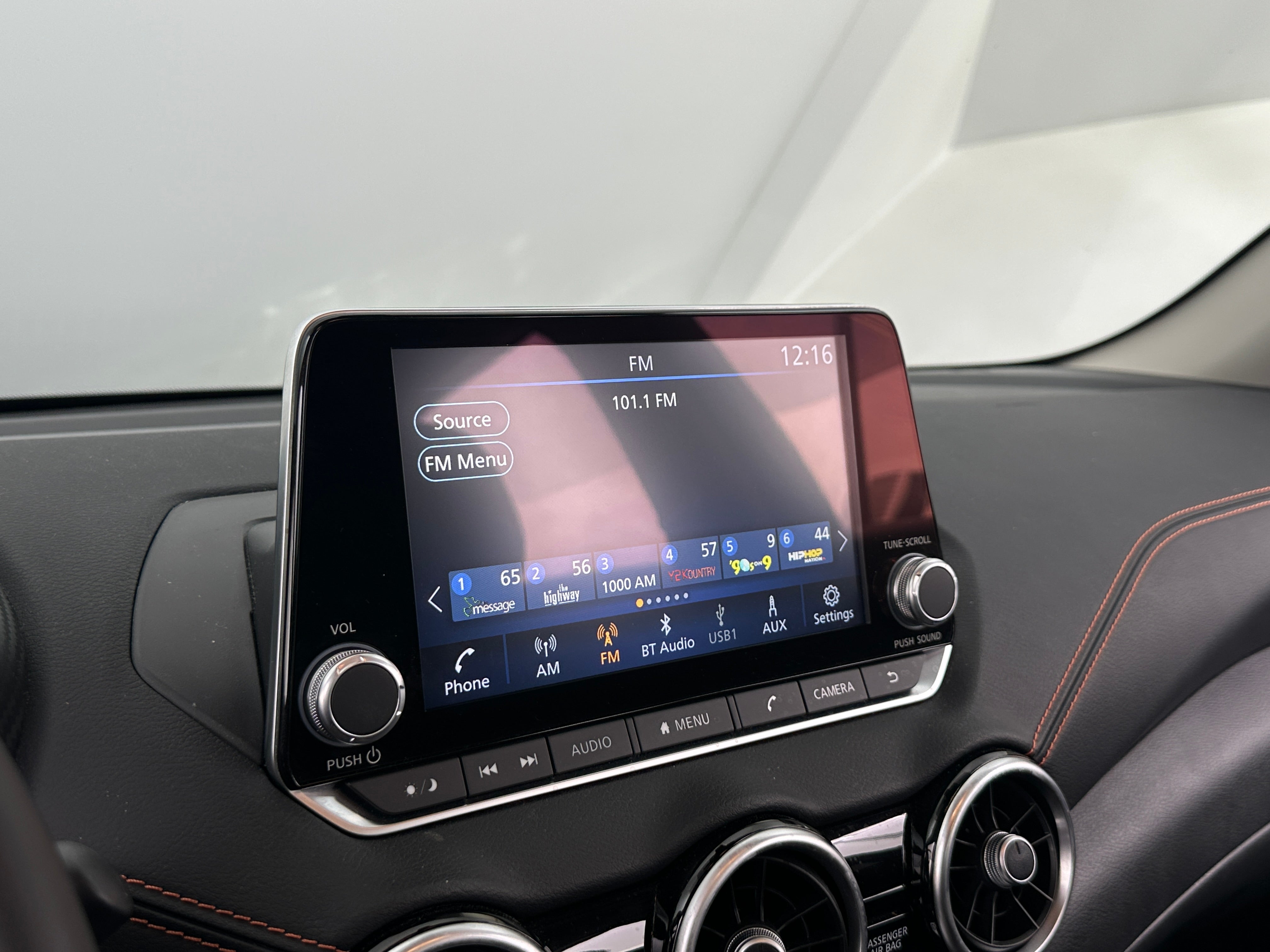 2023 Nissan Sentra SR 4