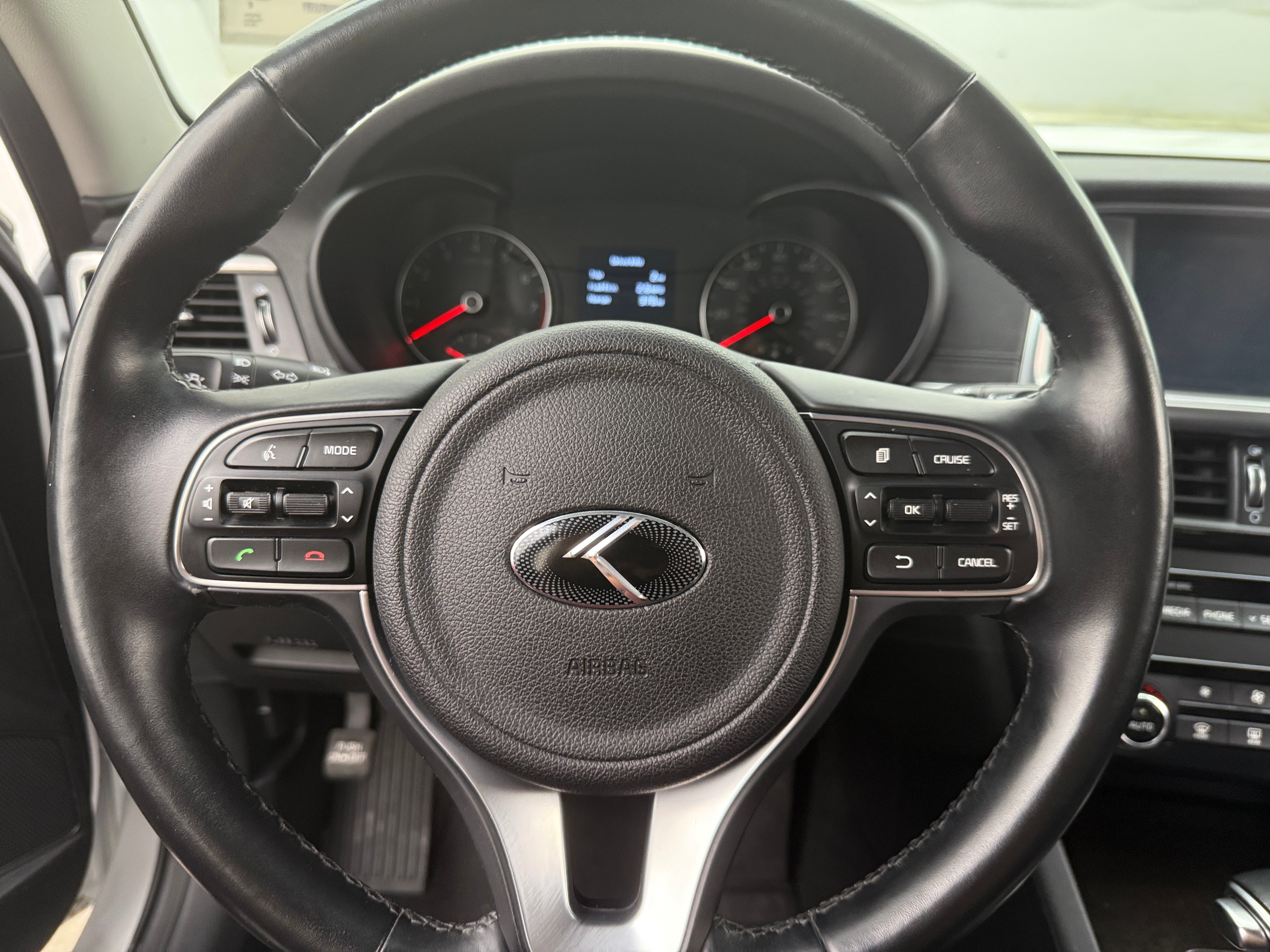2016 Kia Optima EX 4