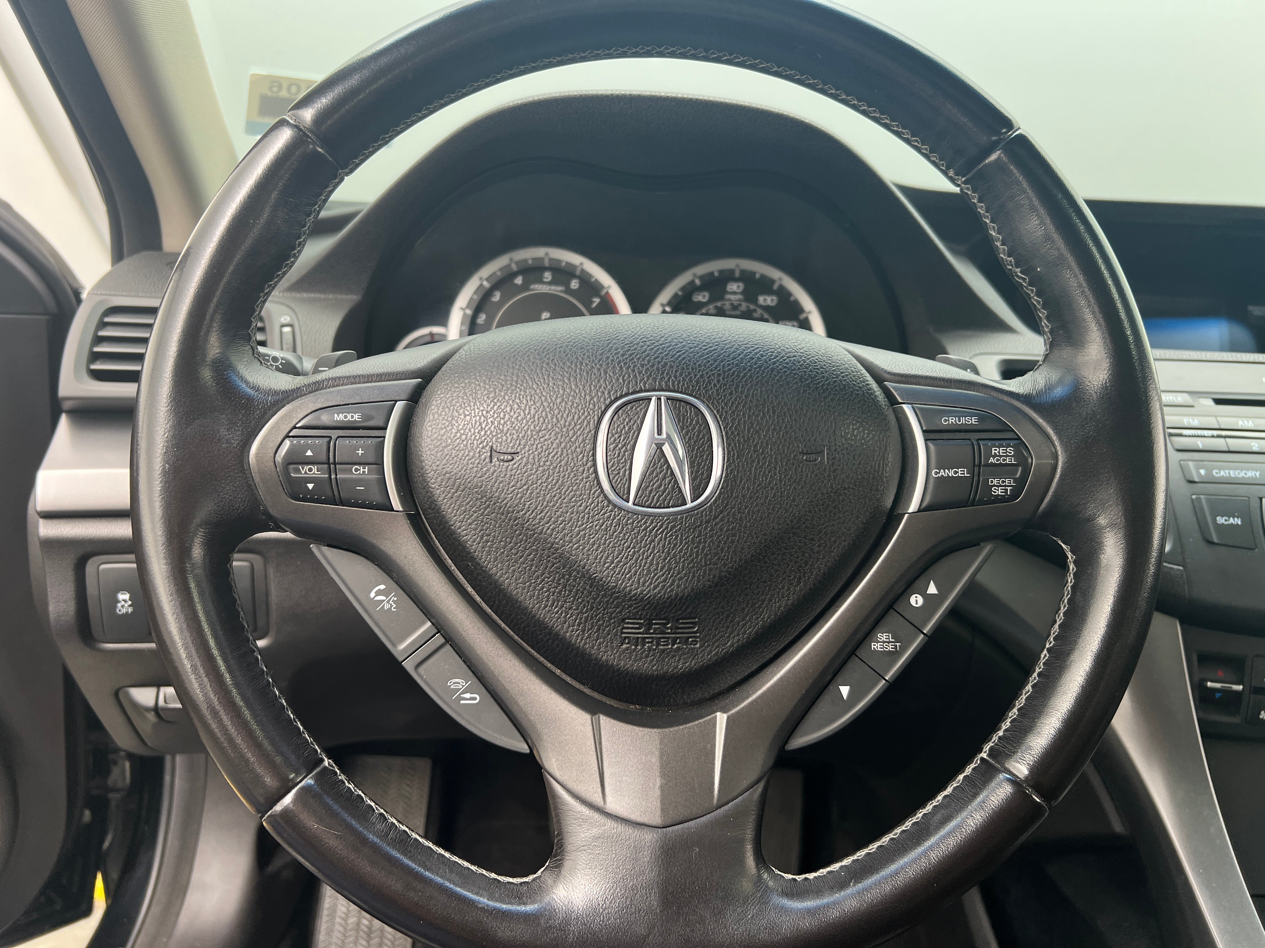 2011 Acura TSX Base 4