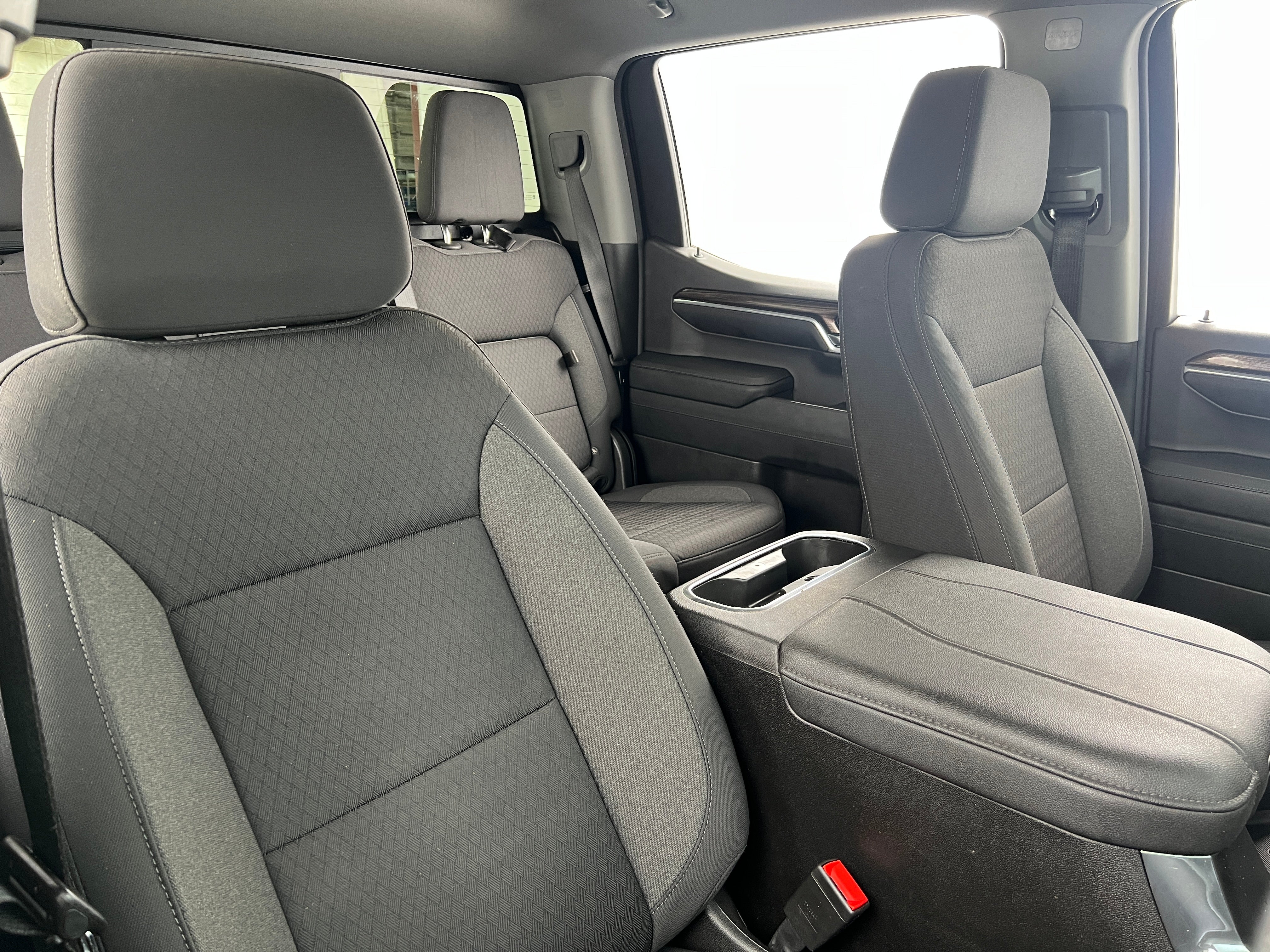 2023 Chevrolet Silverado 1500 RST 2