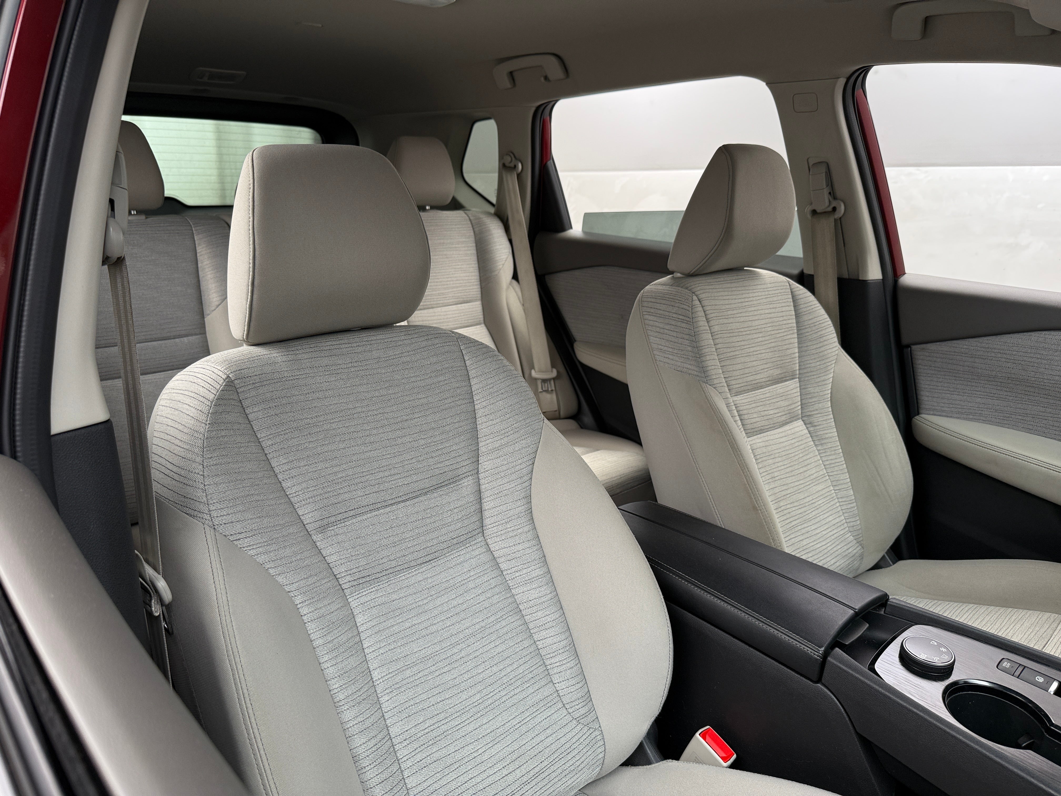 2023 Nissan Rogue SV 2